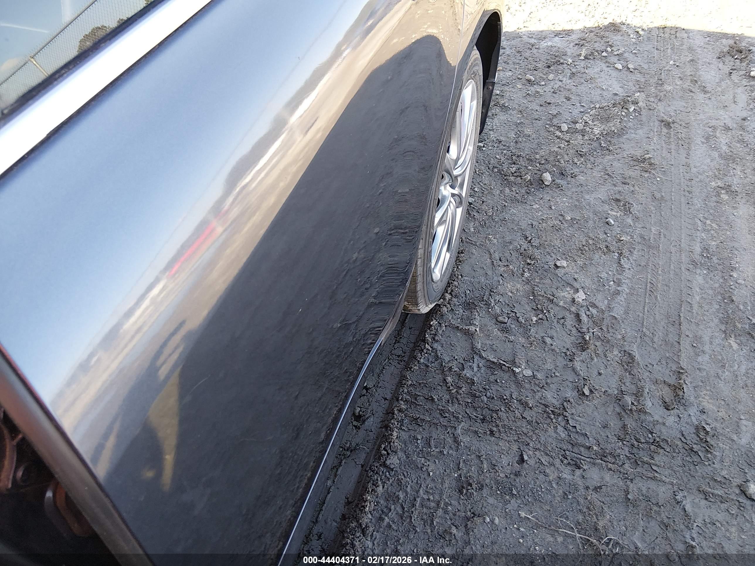 INFINITI G37X image 6