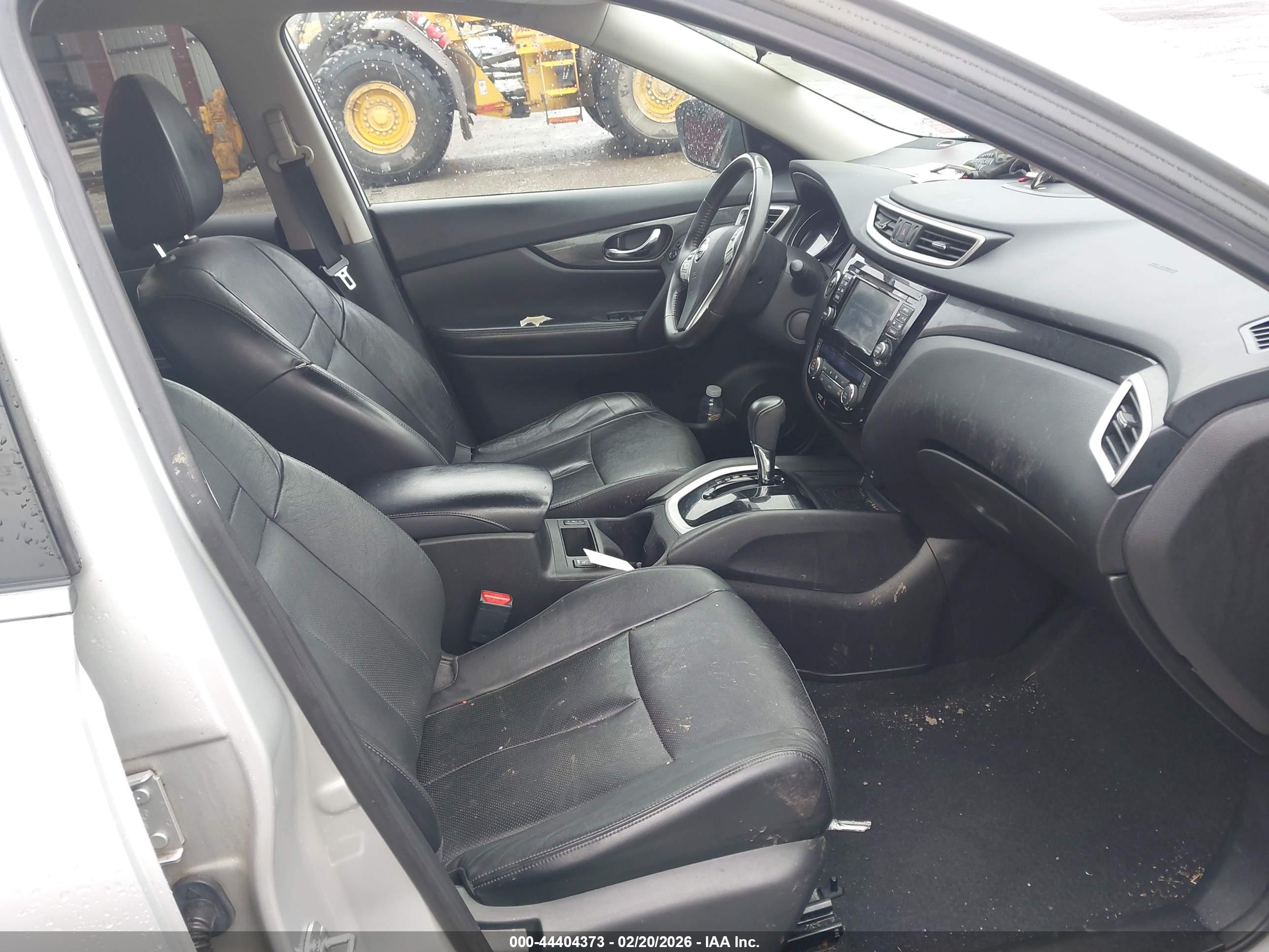 NISSAN ROGUE image 5