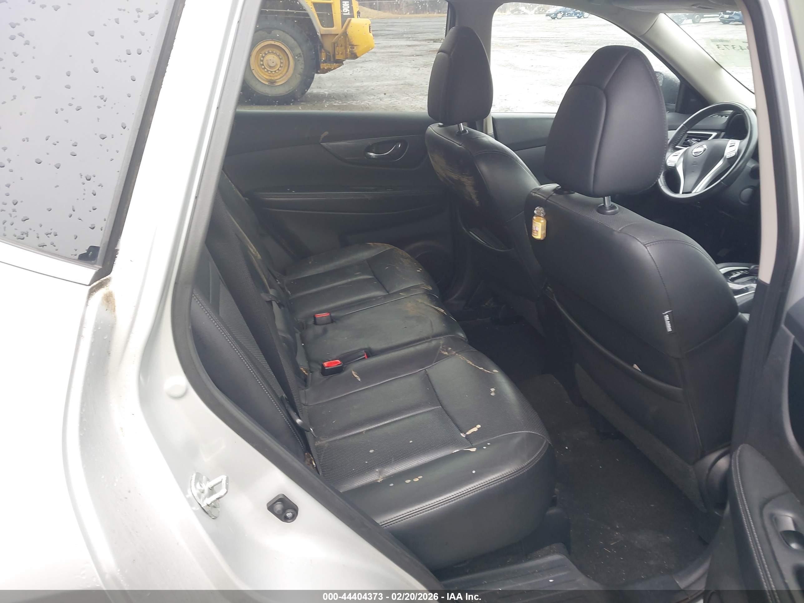 NISSAN ROGUE image 8