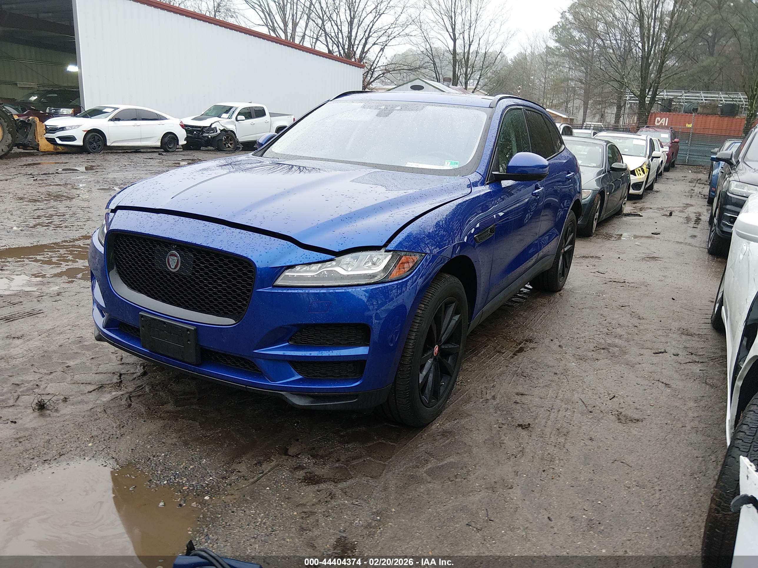 JAGUAR F-PACE image 2