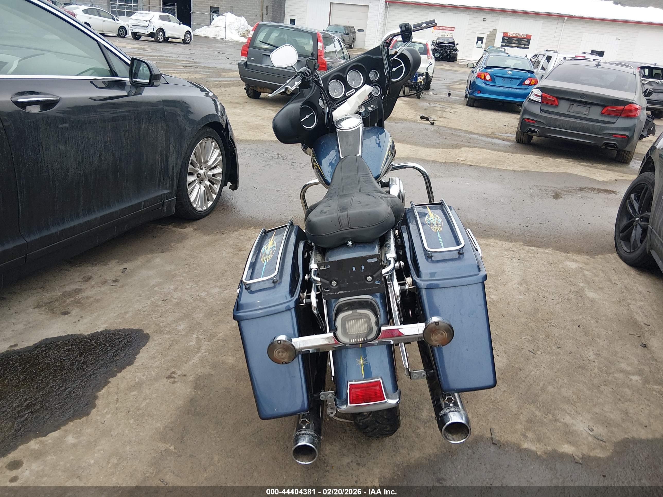 HARLEY-DAVIDSON FLHTCI image 6