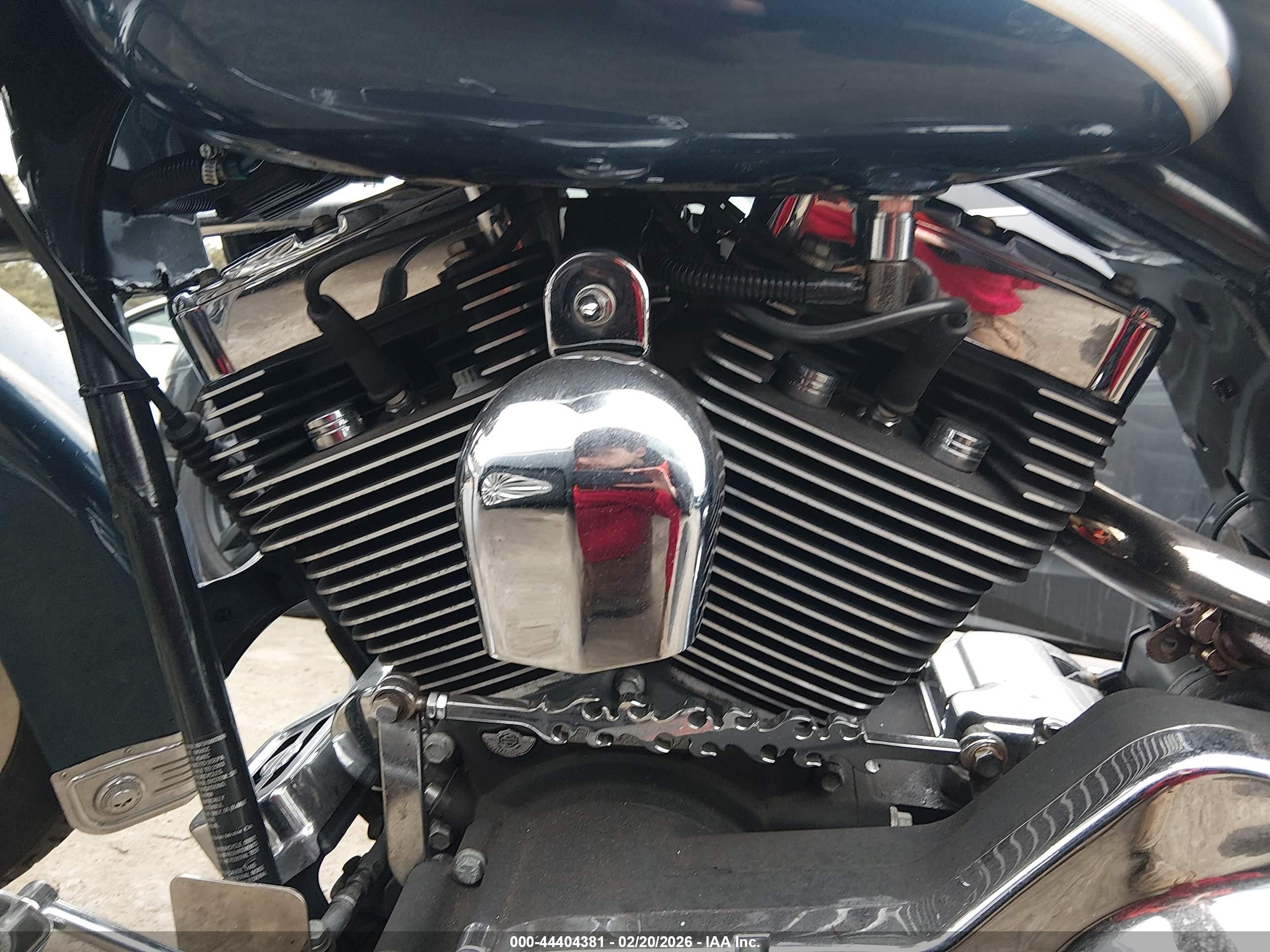HARLEY-DAVIDSON FLHTCI image 9