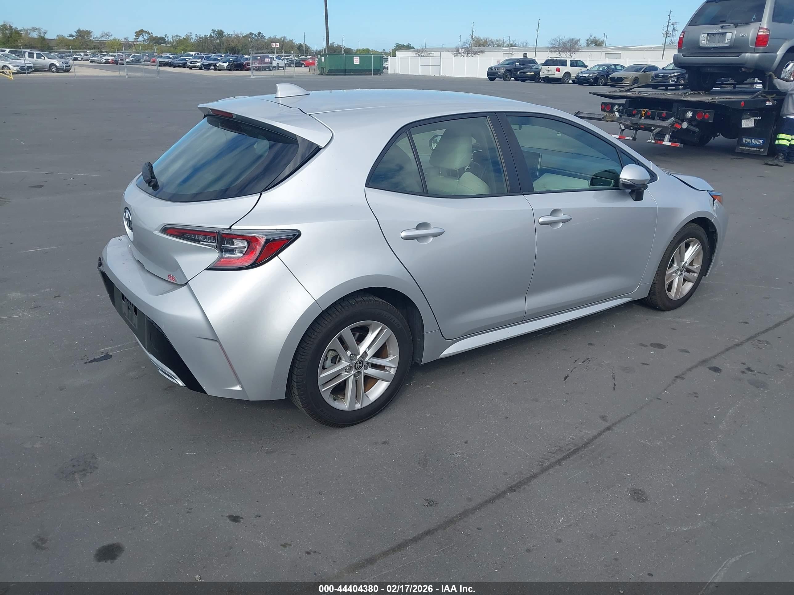 TOYOTA COROLLA image 4