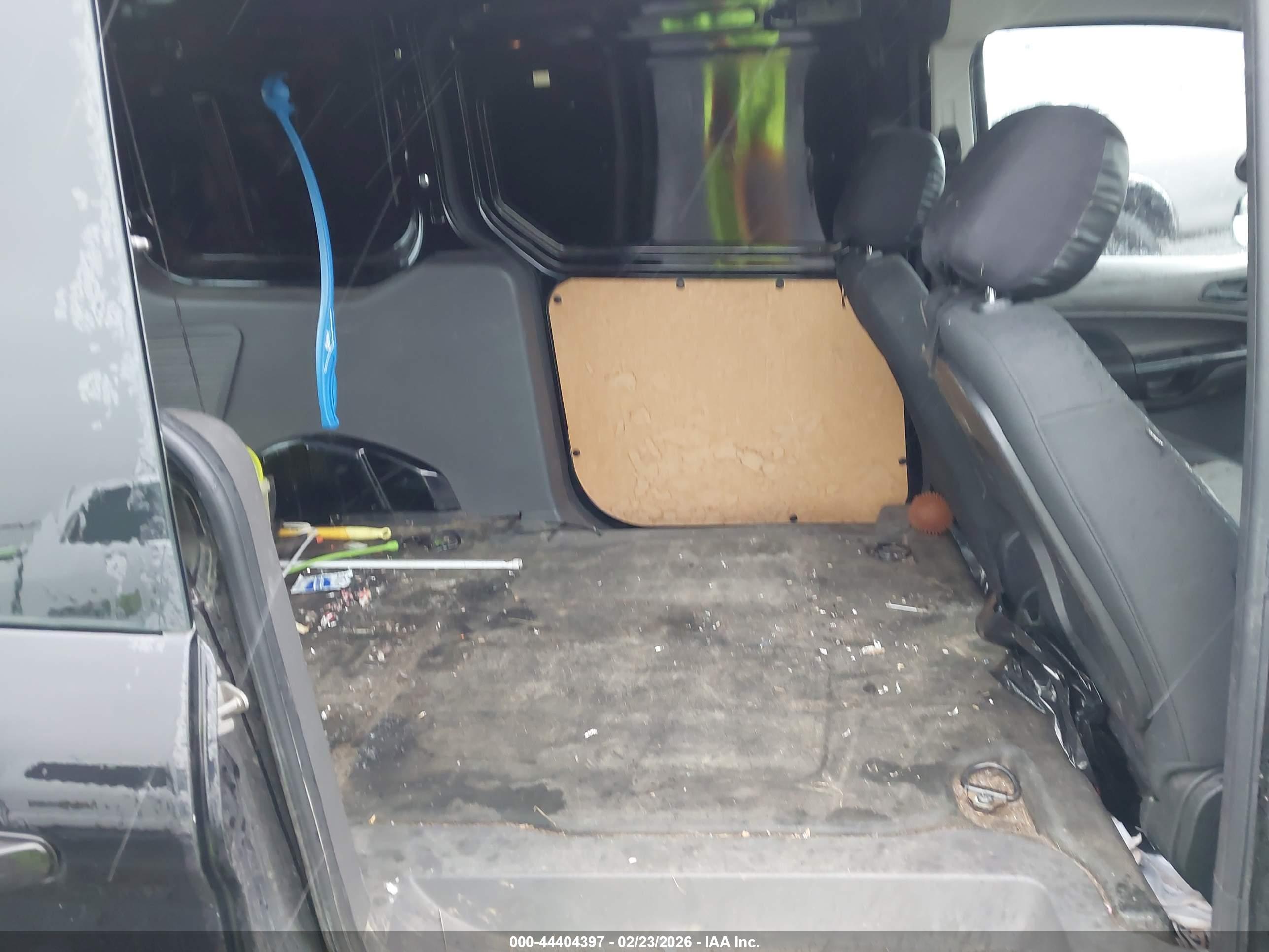 FORD TRANSIT image 8