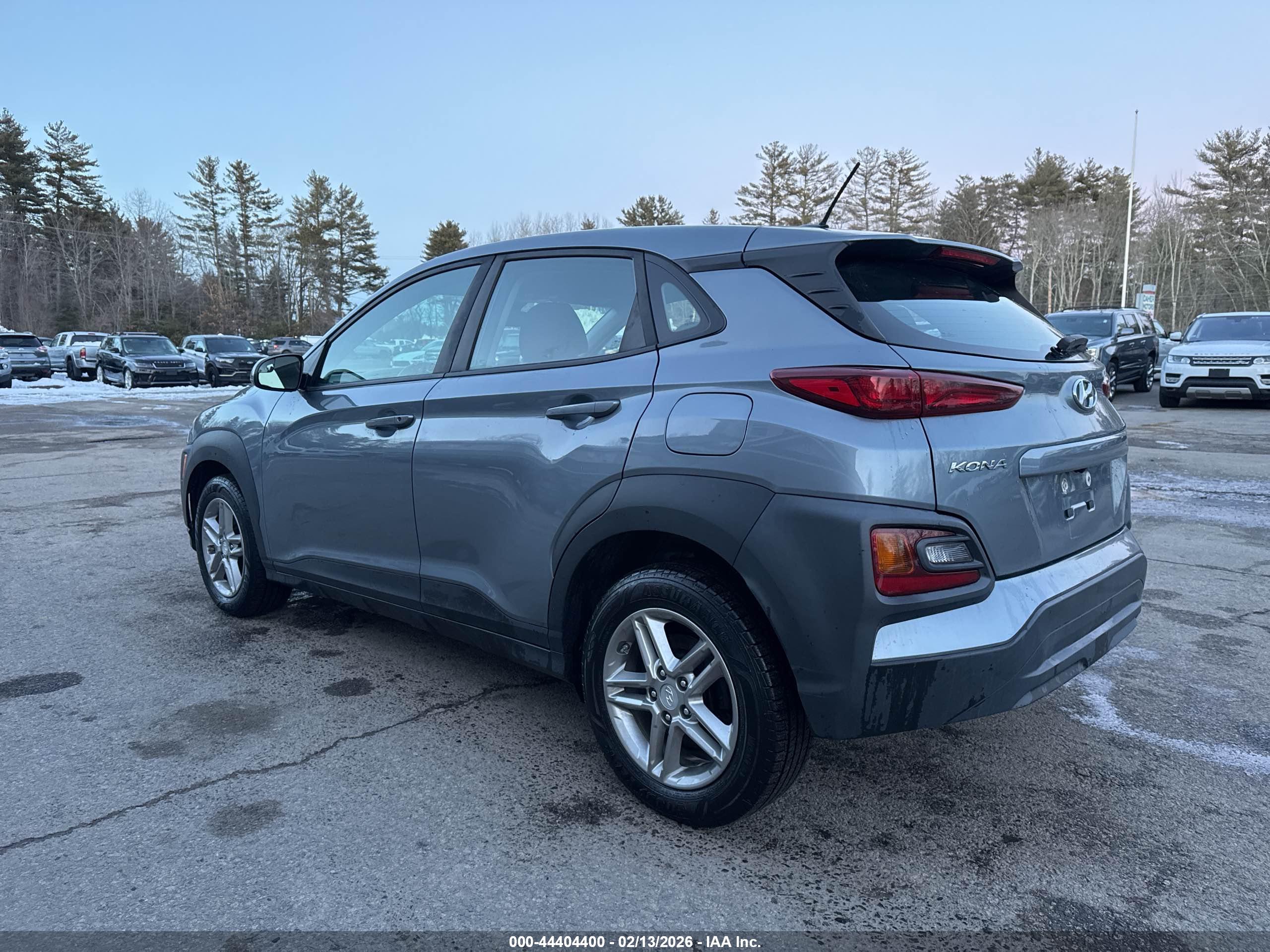 HYUNDAI KONA image 3