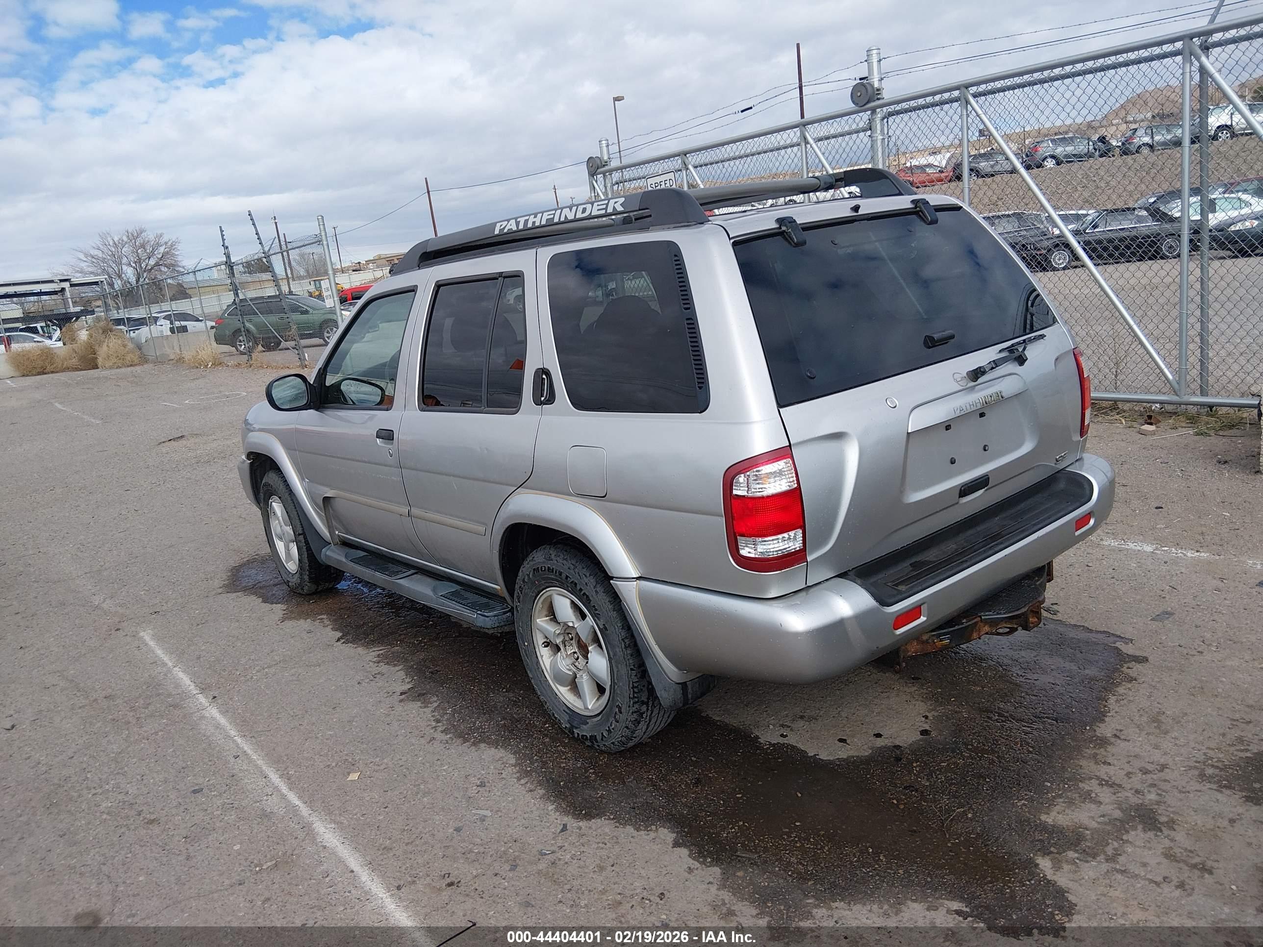 NISSAN PATHFINDER image 3