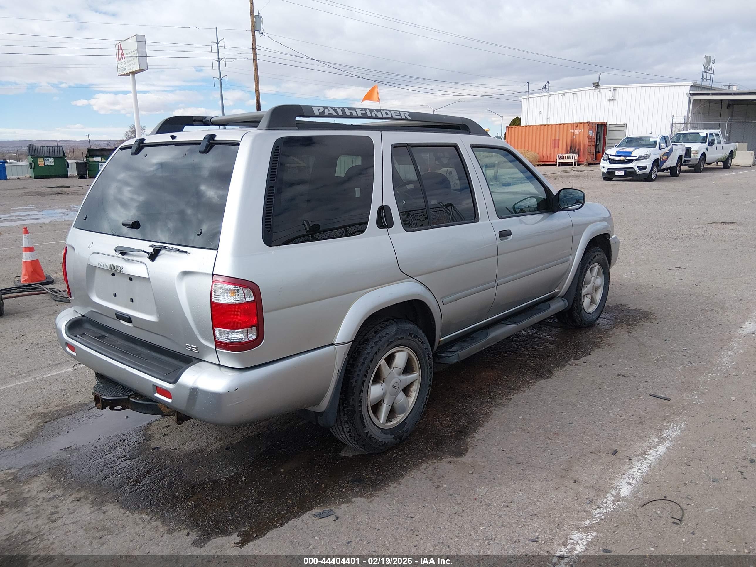 NISSAN PATHFINDER image 4