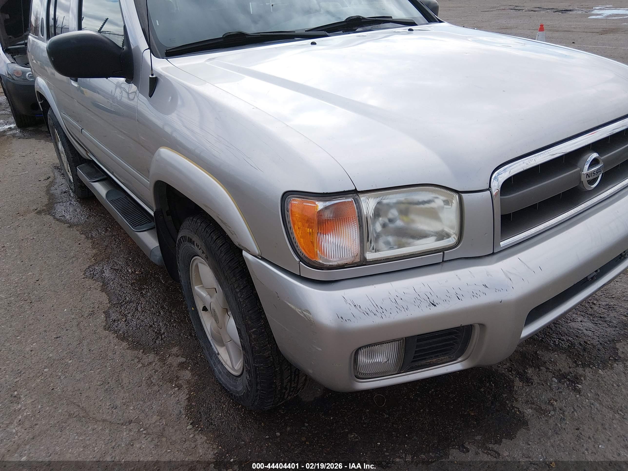 NISSAN PATHFINDER image 6