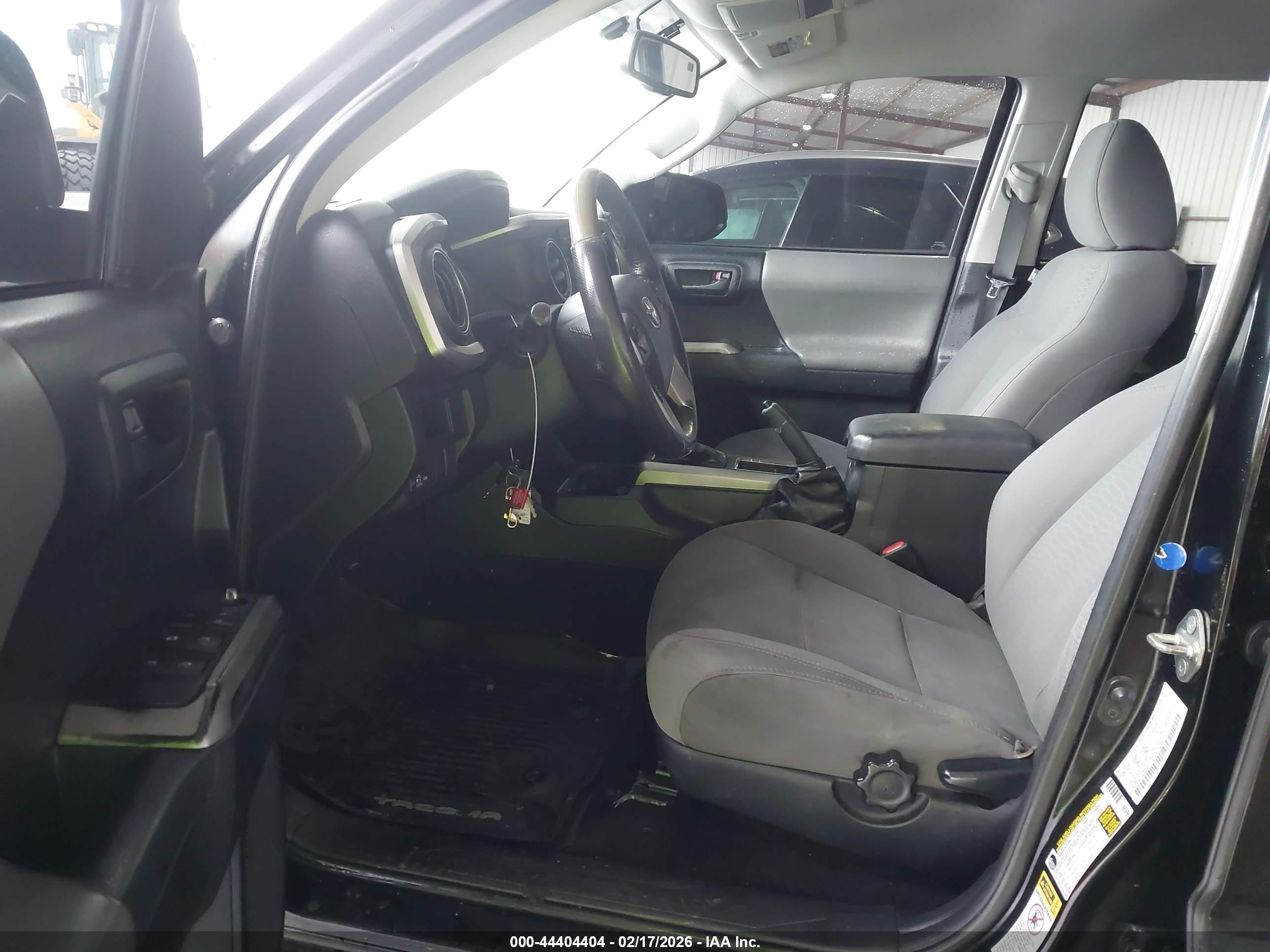 TOYOTA TACOMA image 5
