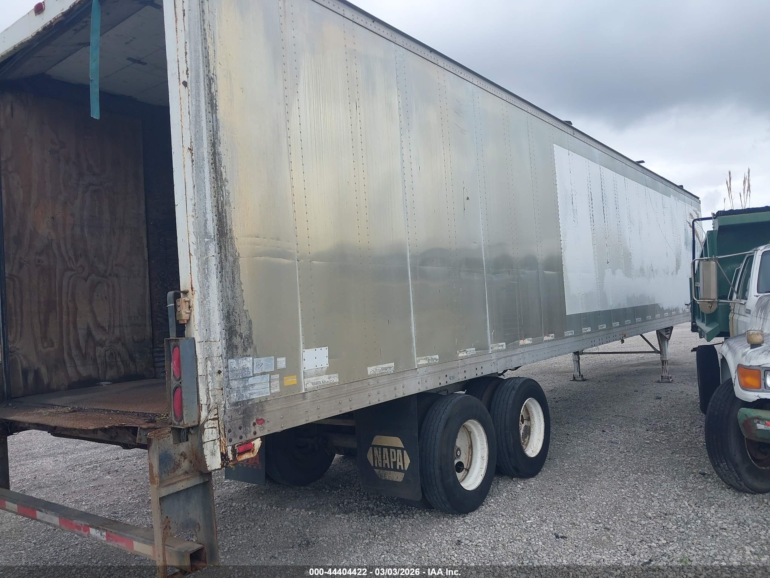 STRICK TRAILERS image 4