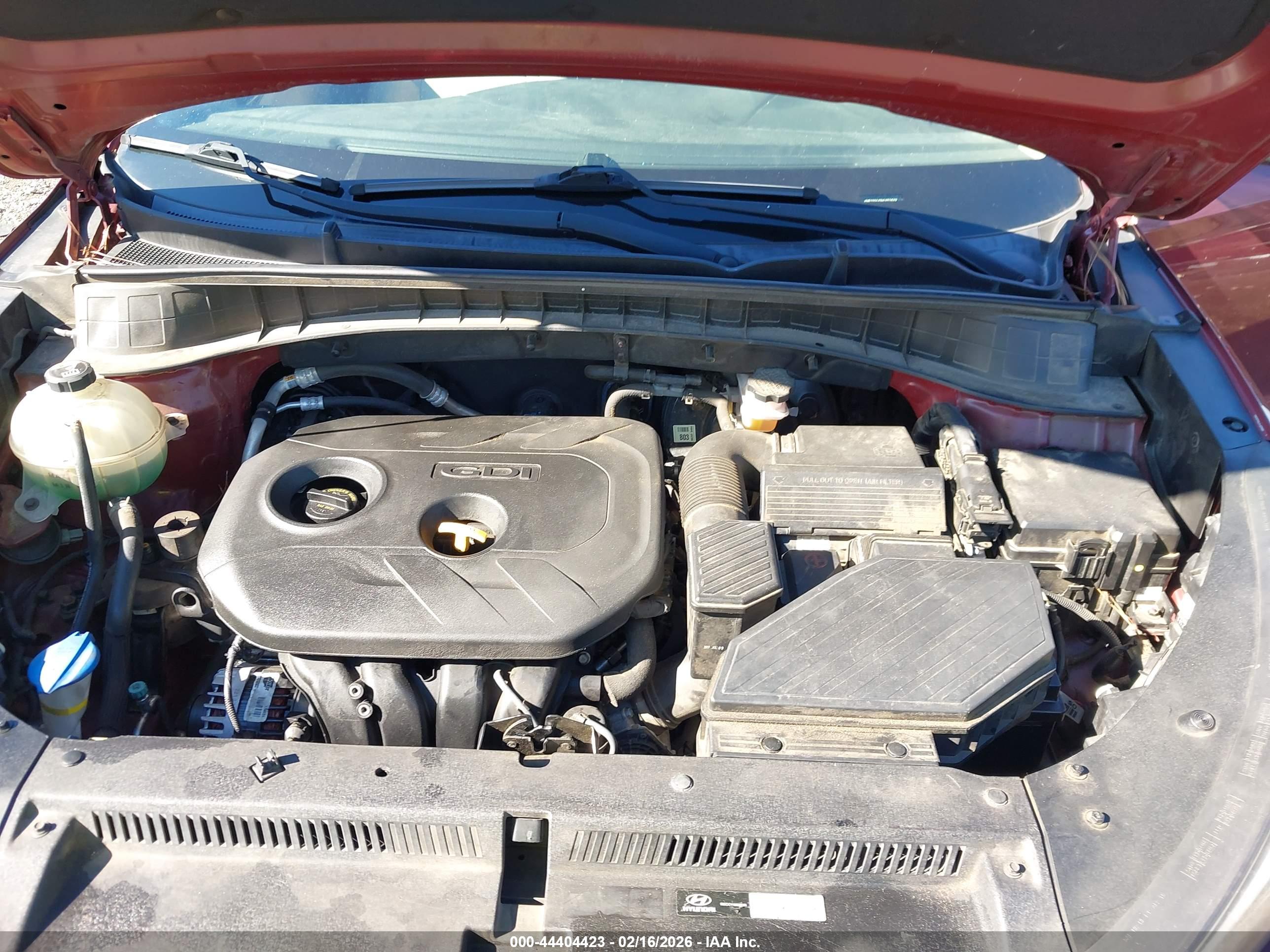 HYUNDAI TUCSON image 10