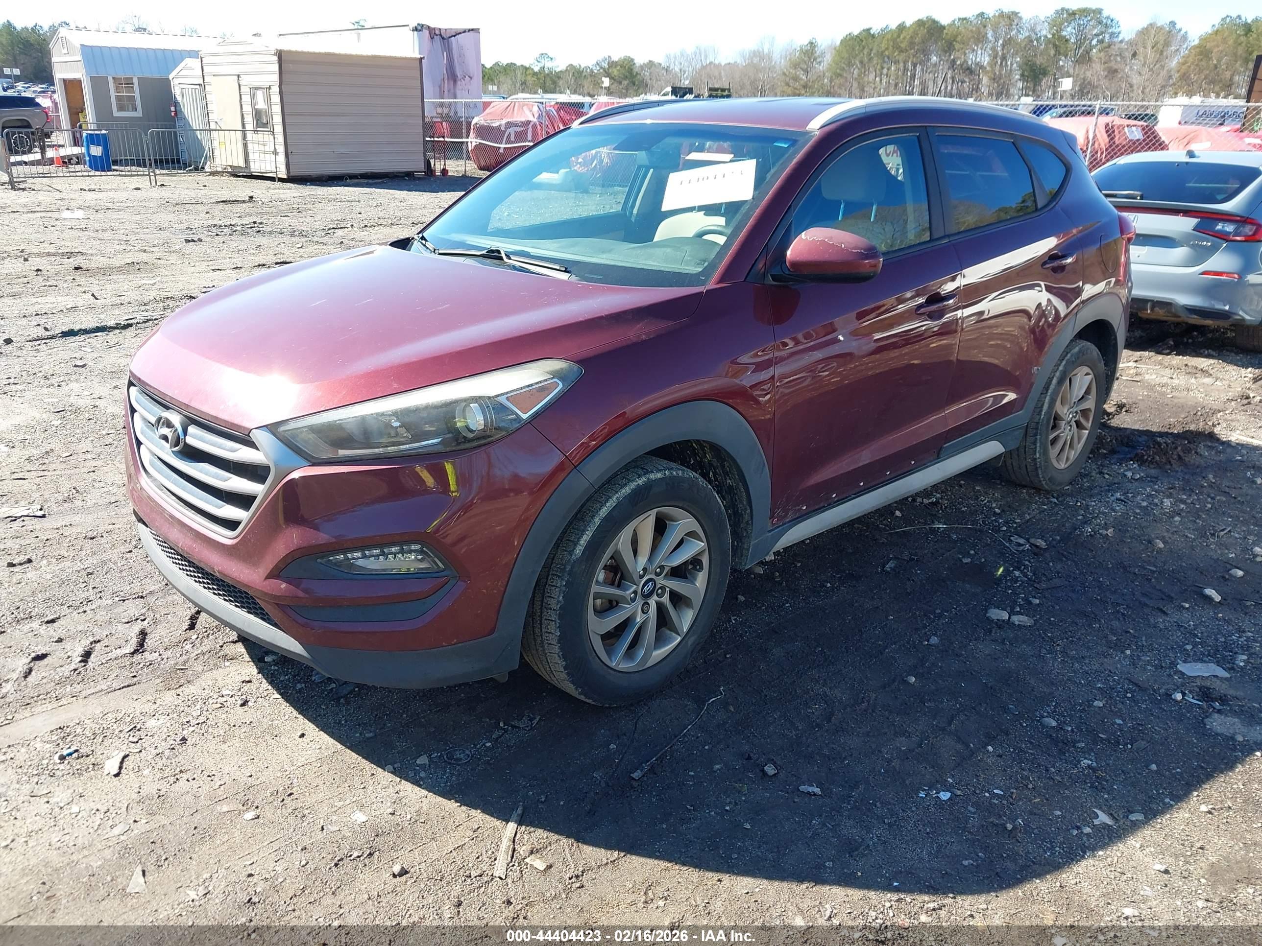 HYUNDAI TUCSON image 2