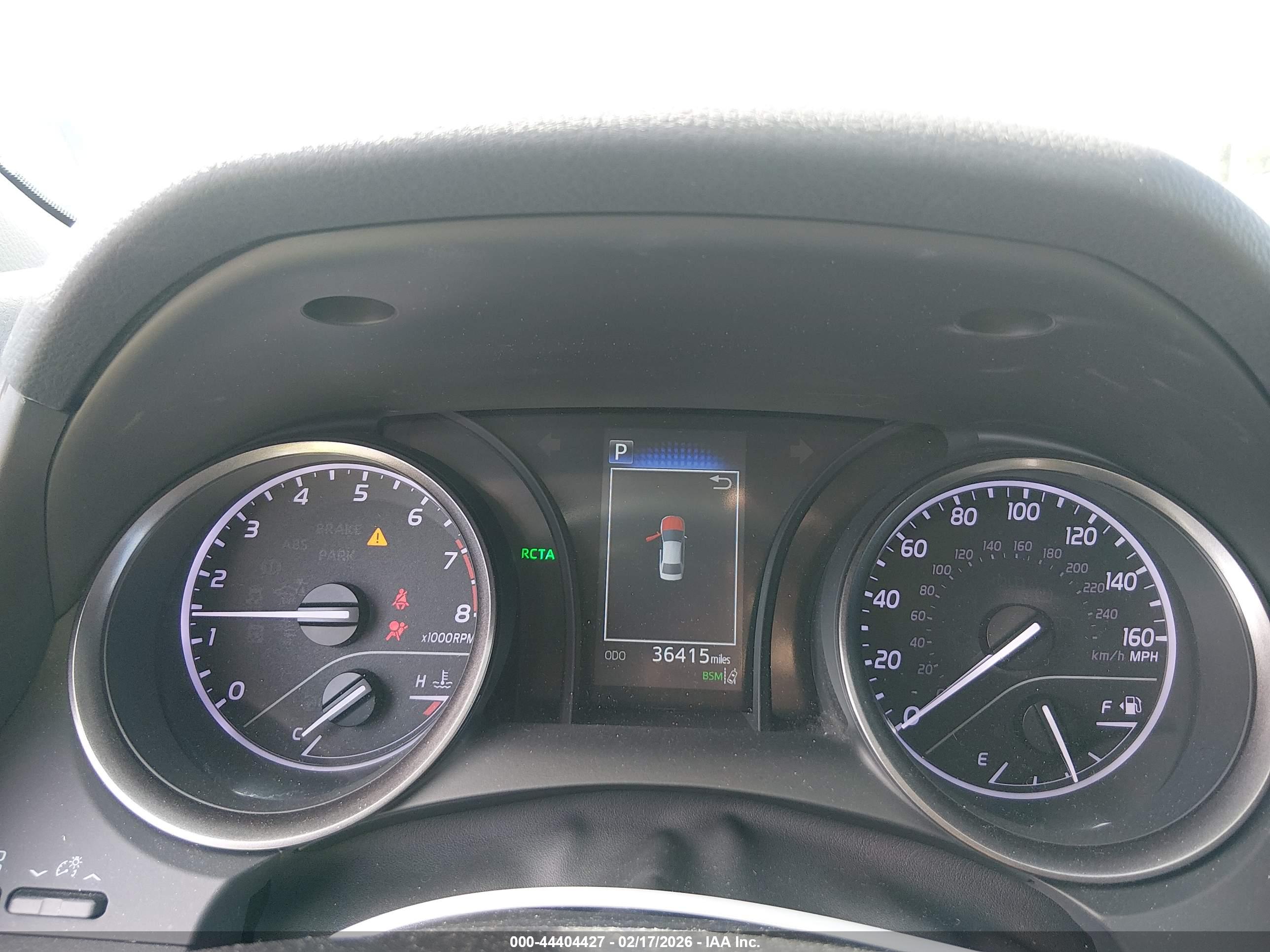 TOYOTA CAMRY image 7