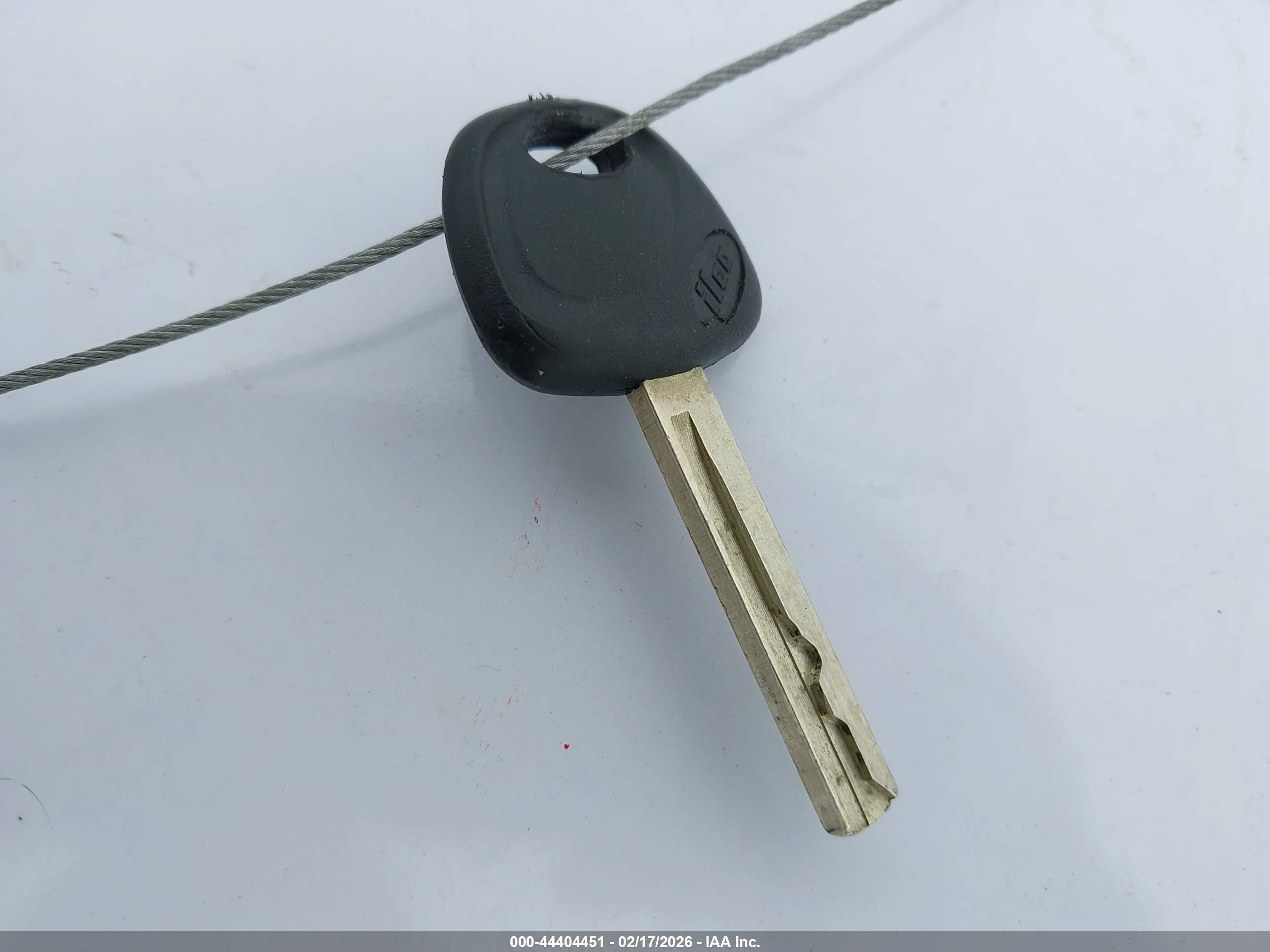 HYUNDAI ACCENT image 11