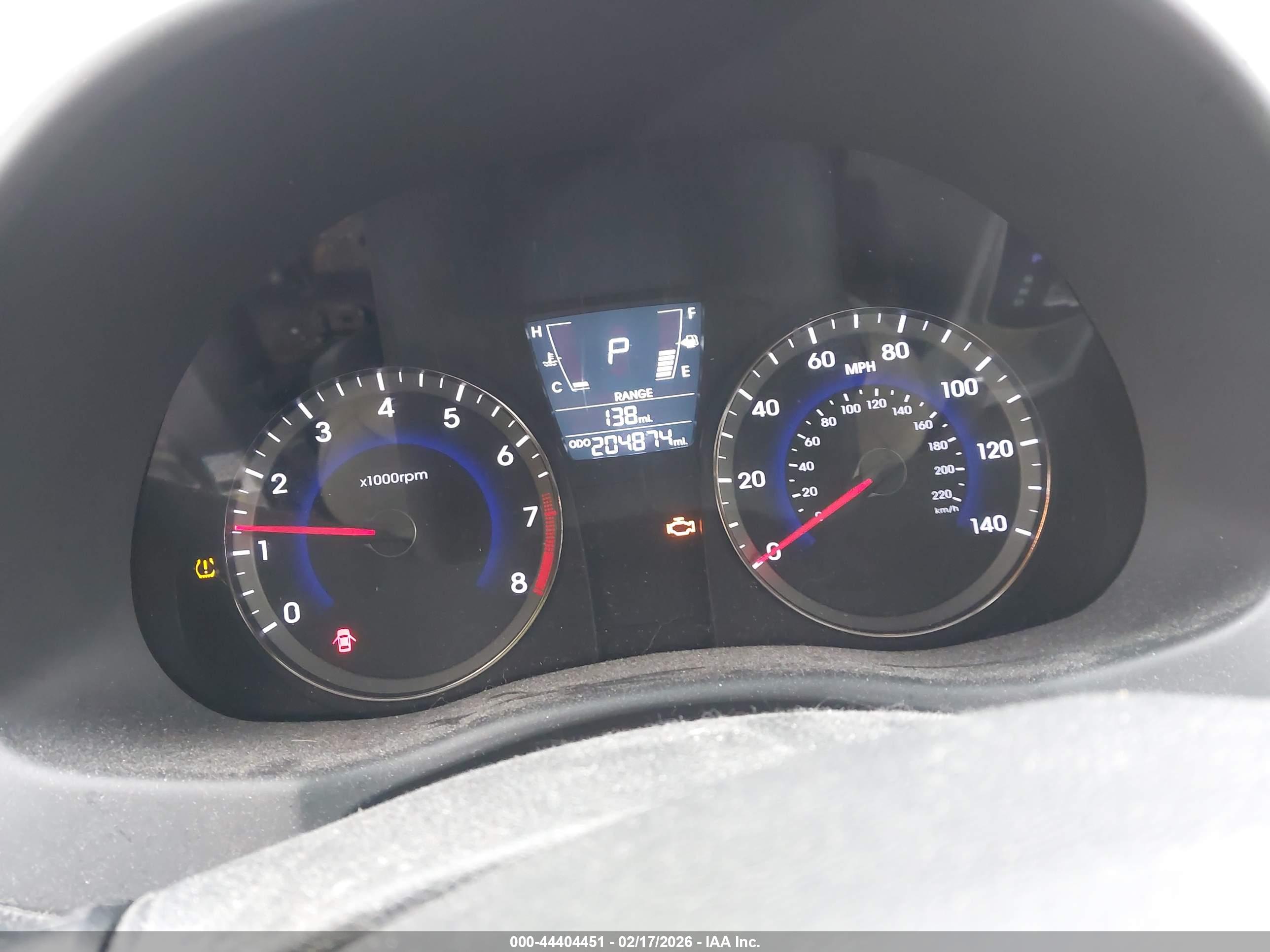 HYUNDAI ACCENT image 7