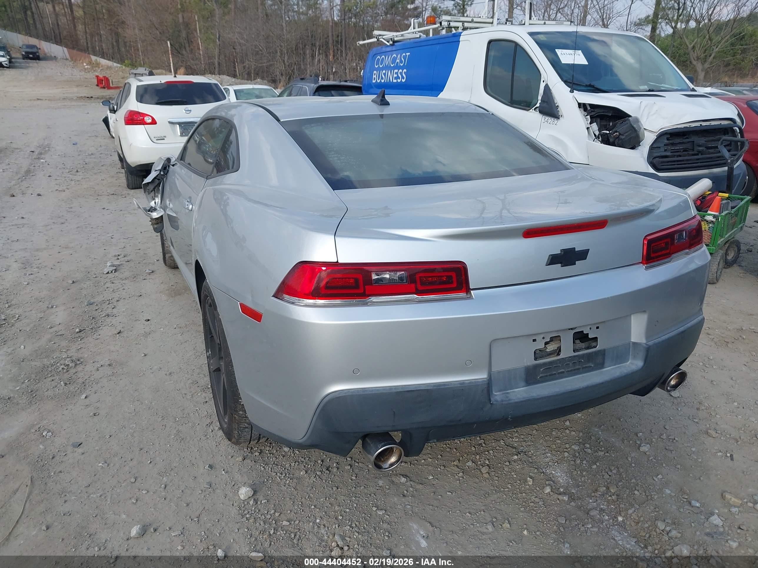 CHEVROLET CAMARO image 3