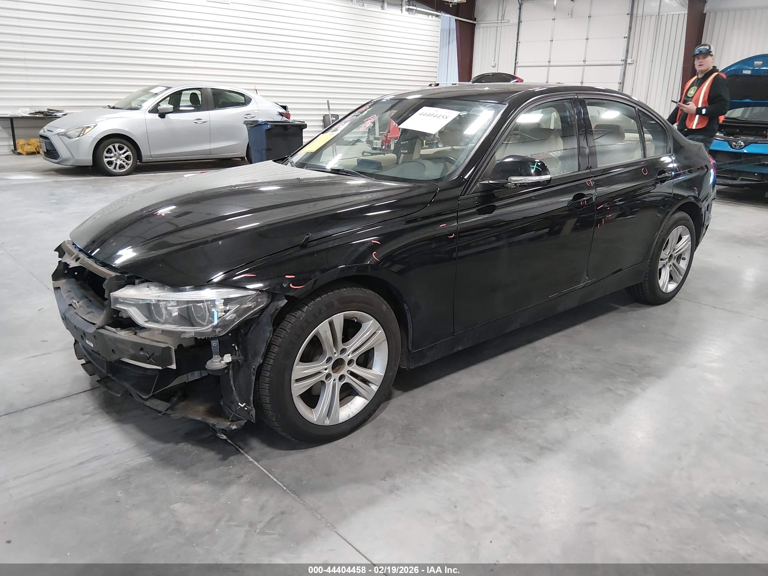 BMW 328I image 2