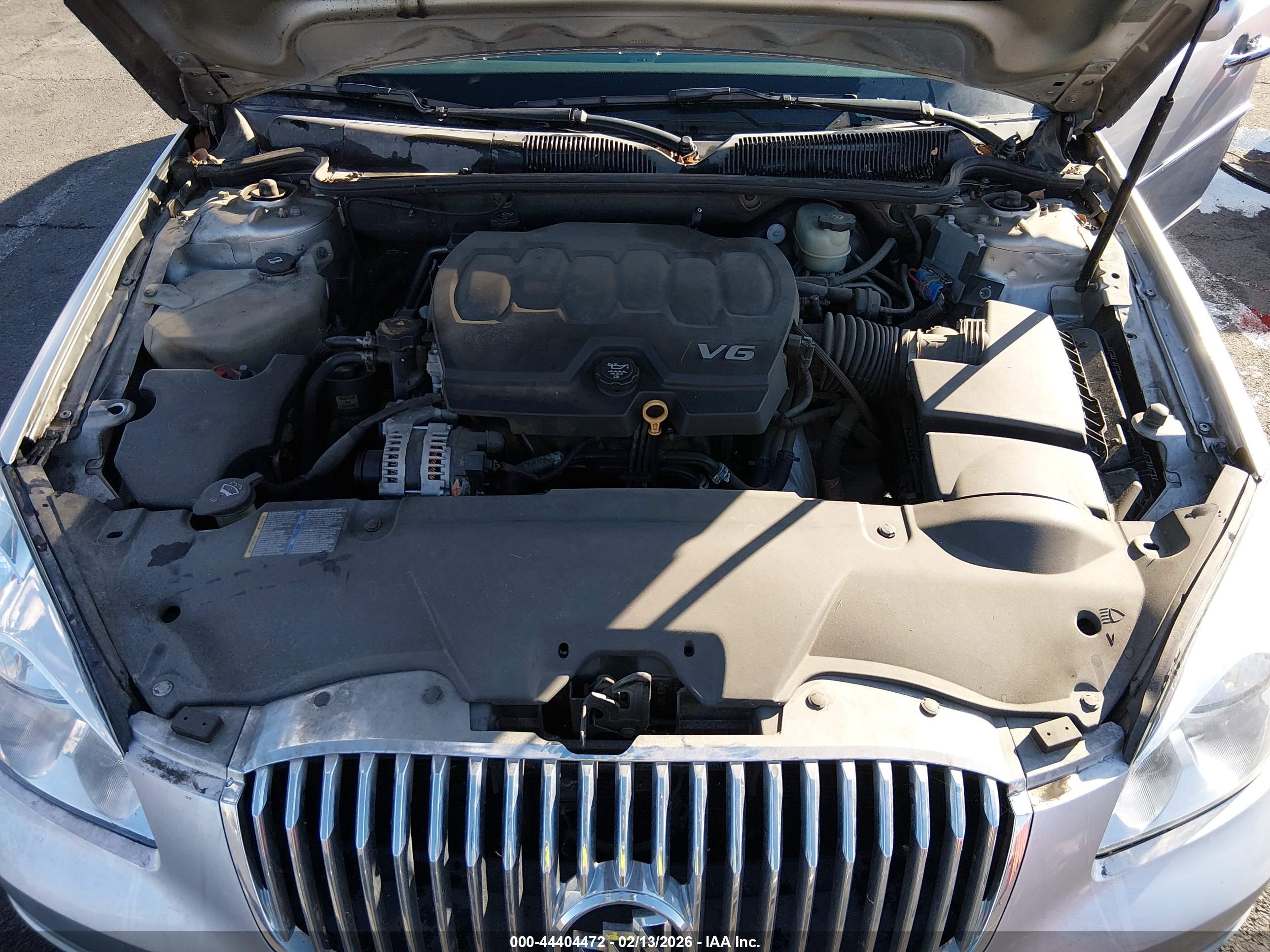 BUICK LUCERNE image 10