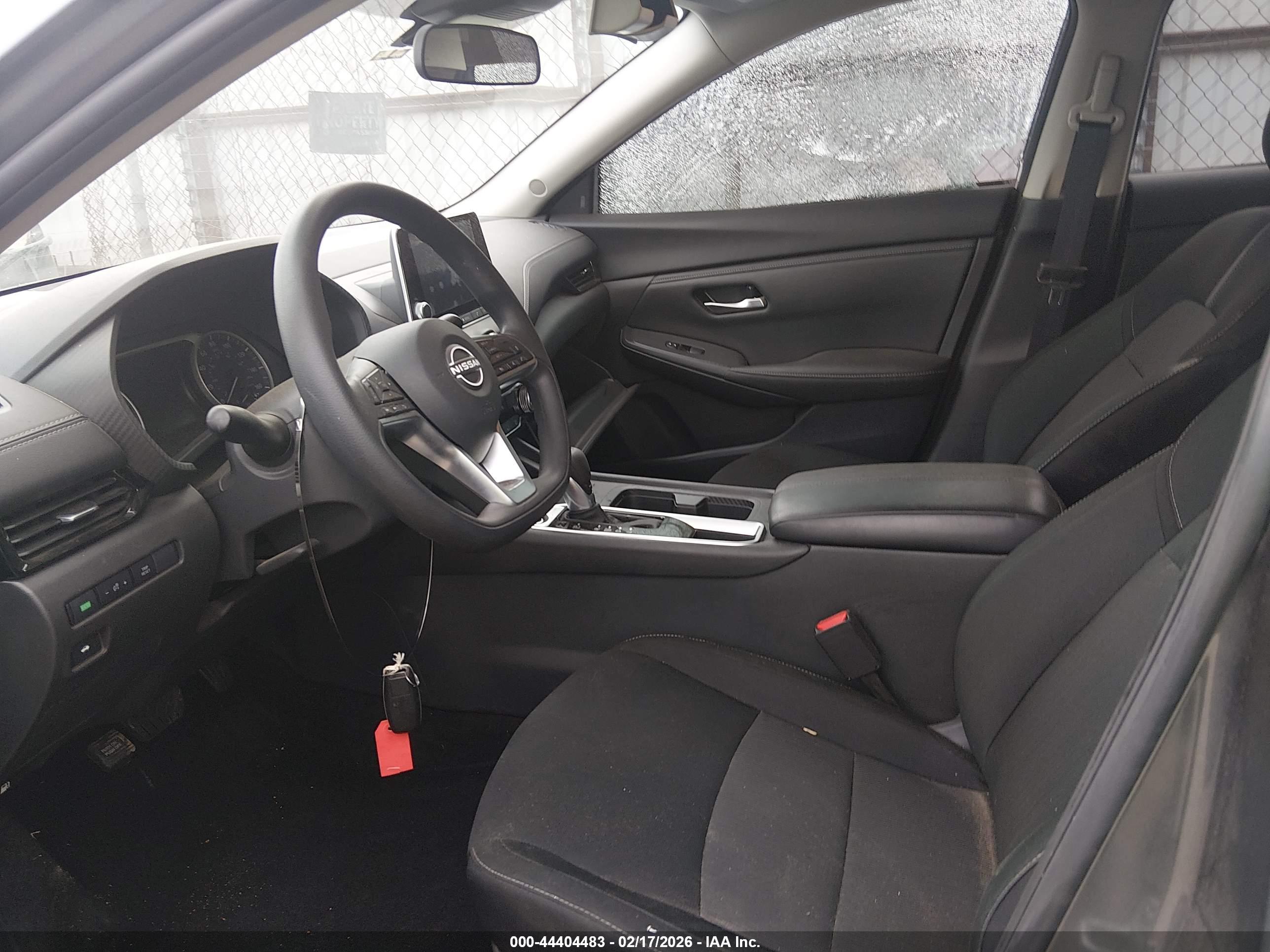 NISSAN SENTRA image 5