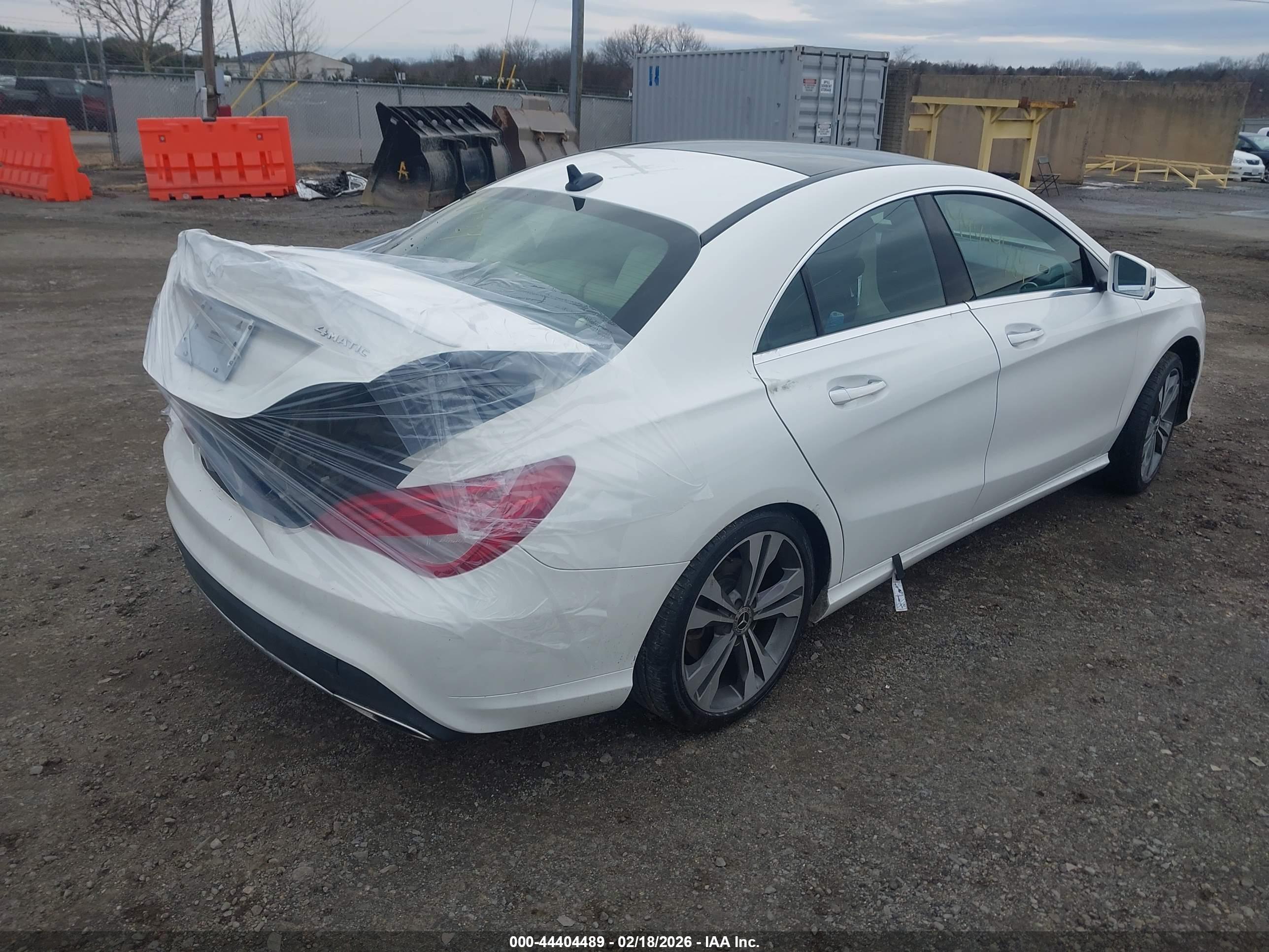 MERCEDES-BENZ CLA image 4