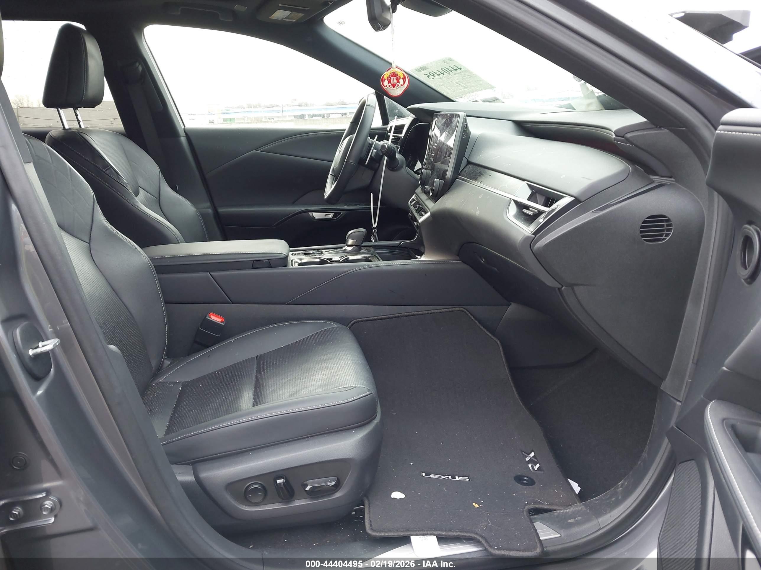 LEXUS RX image 5