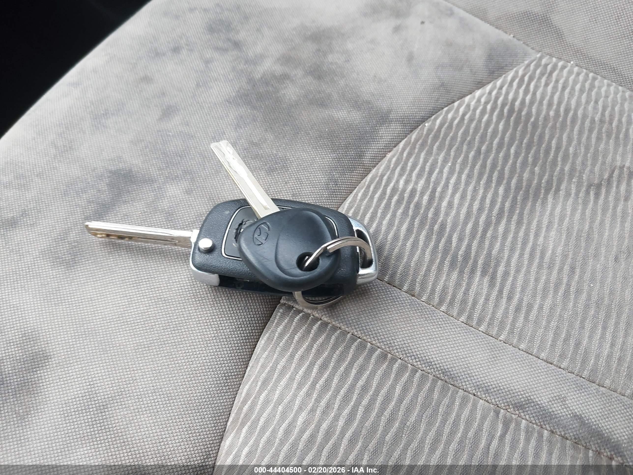 HYUNDAI SONATA image 11