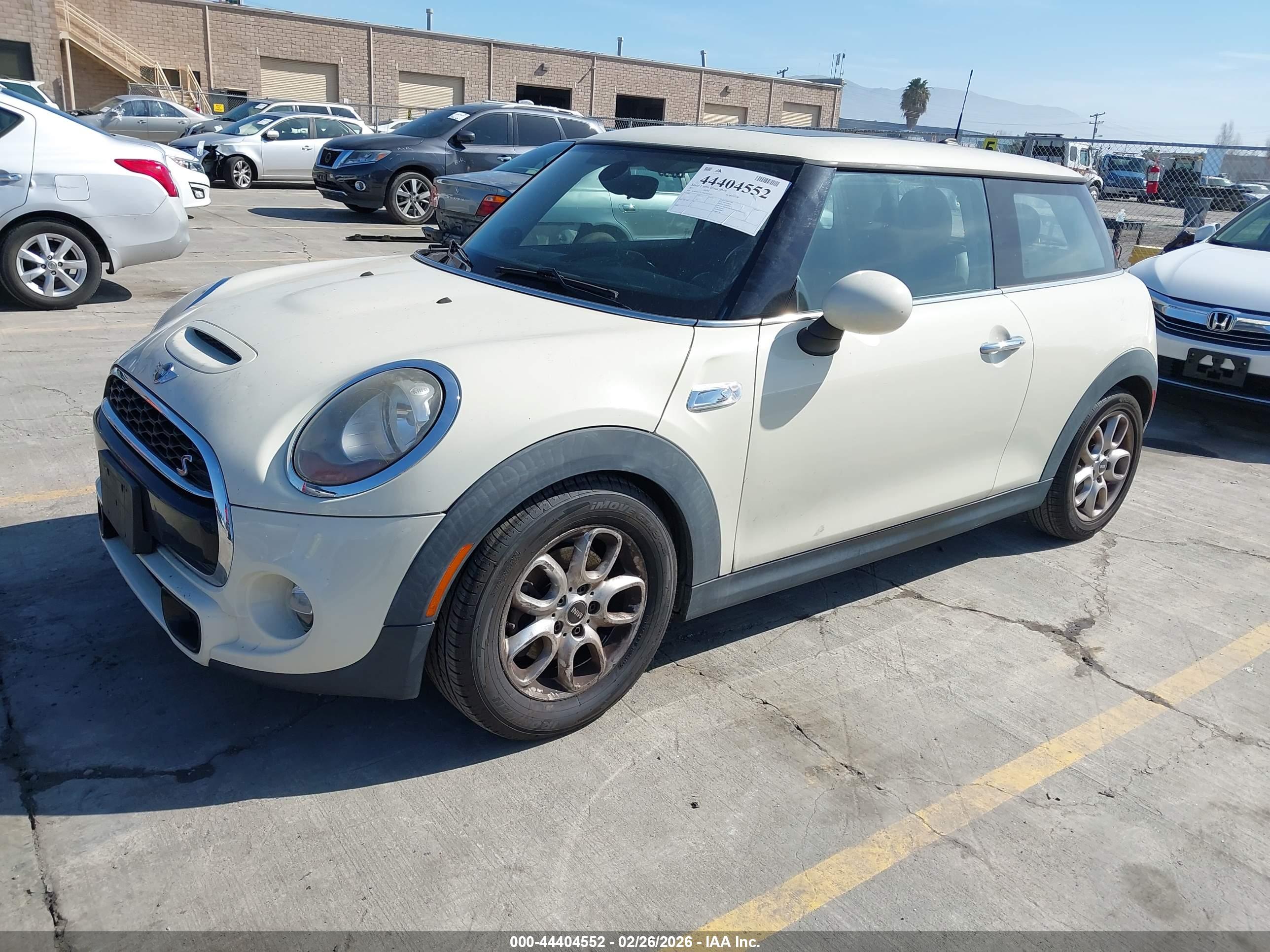 MINI HARDTOP image 2