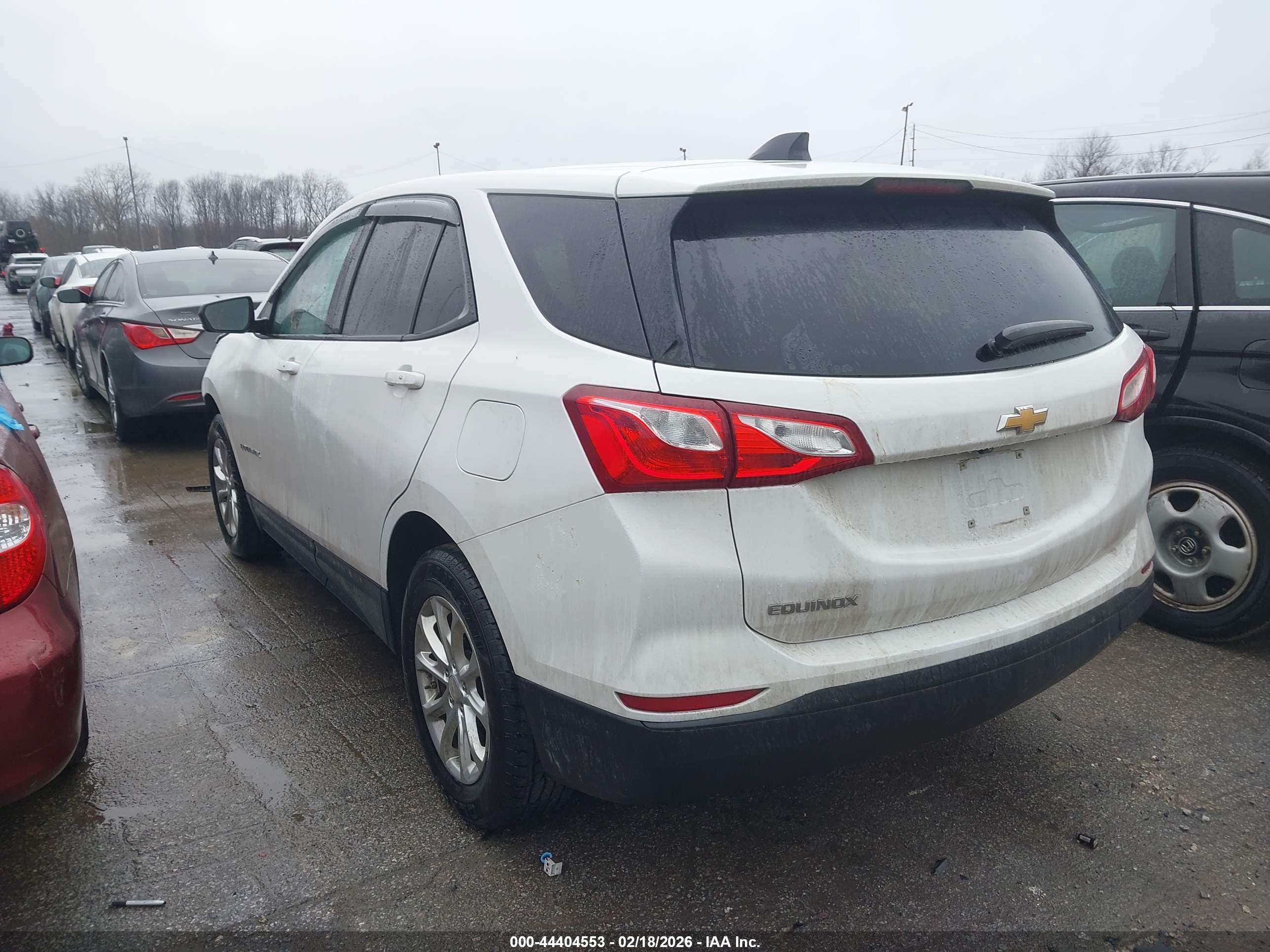 CHEVROLET EQUINOX image 3