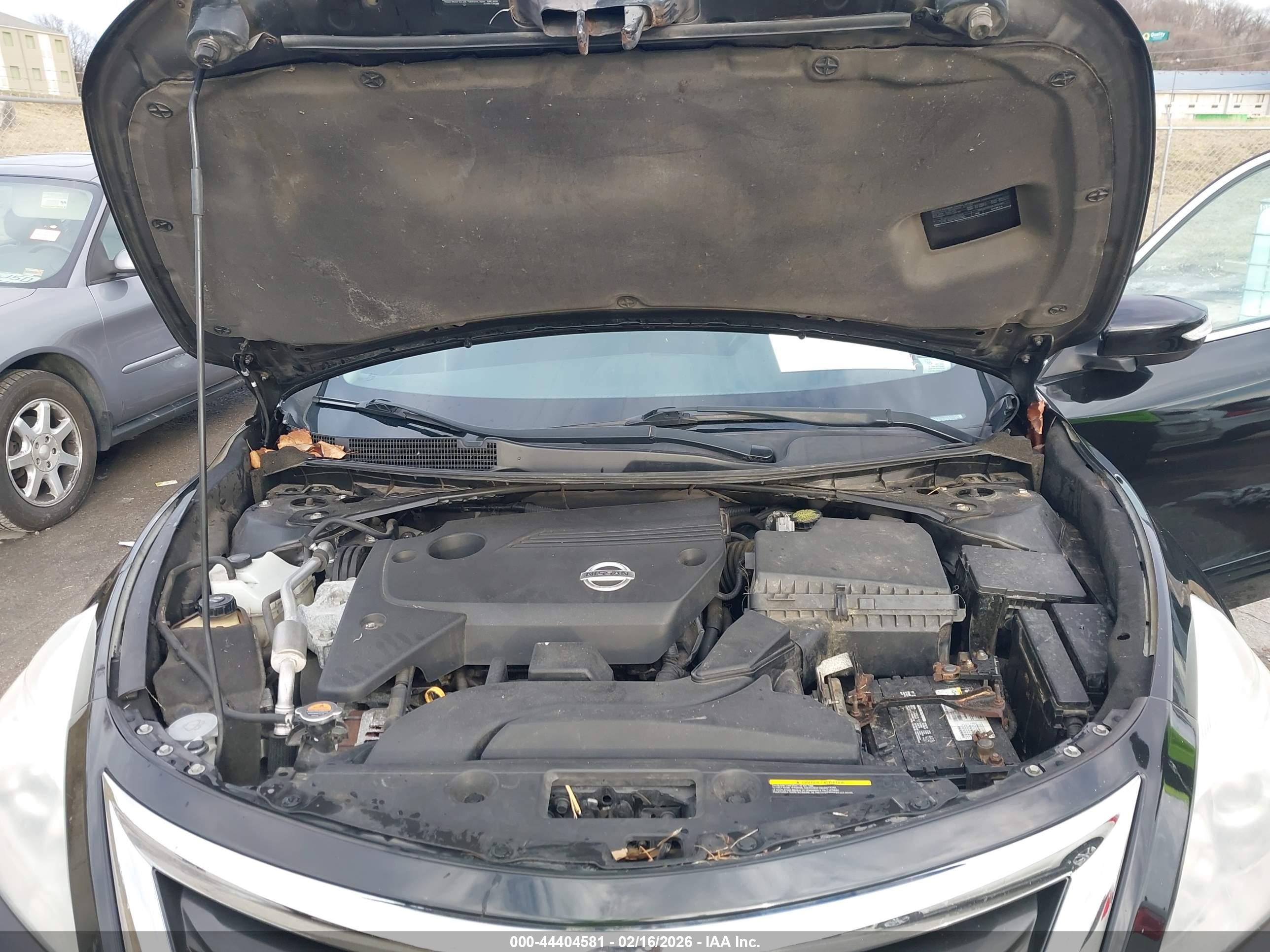 NISSAN ALTIMA image 10