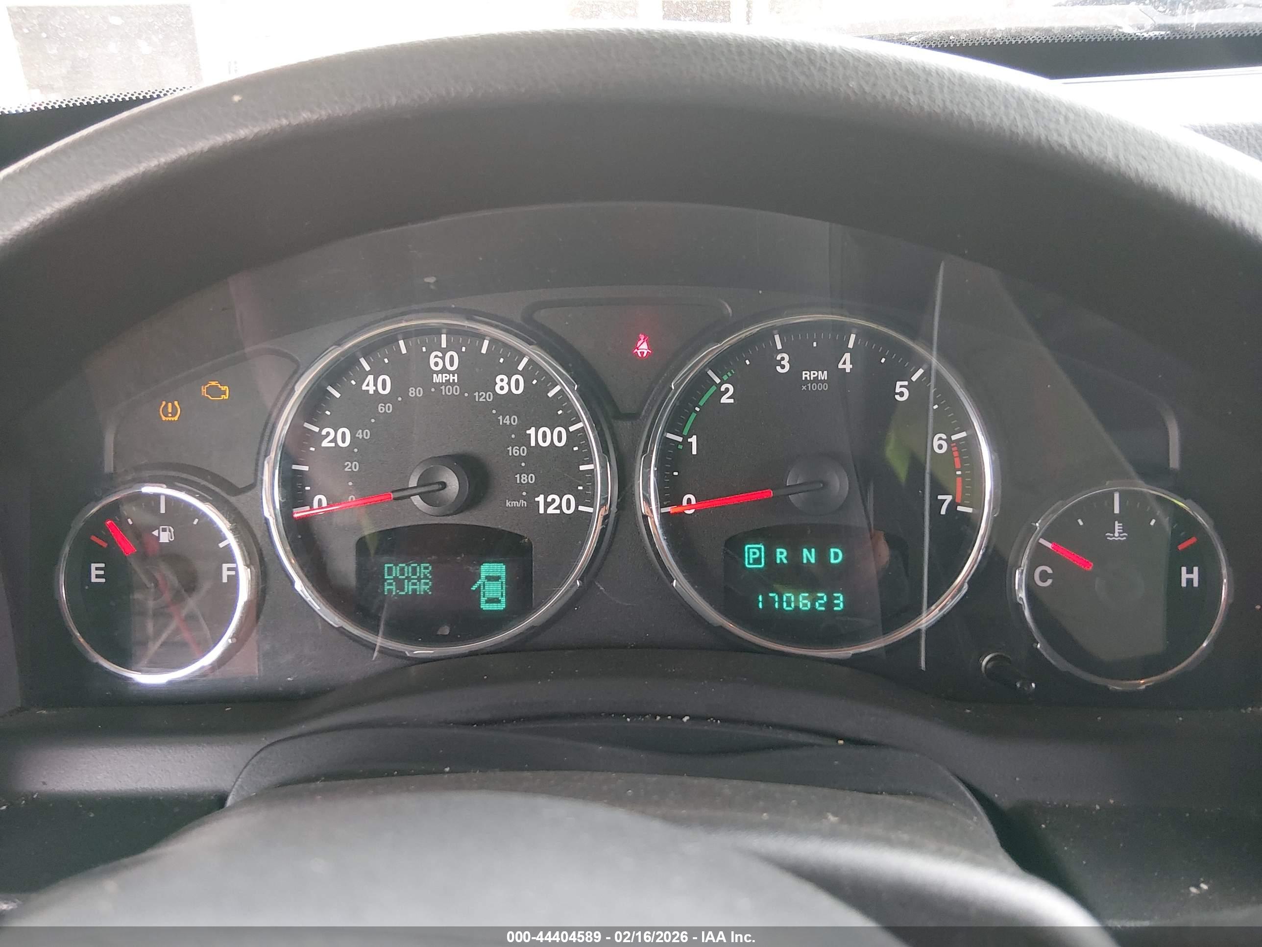 JEEP LIBERTY image 7