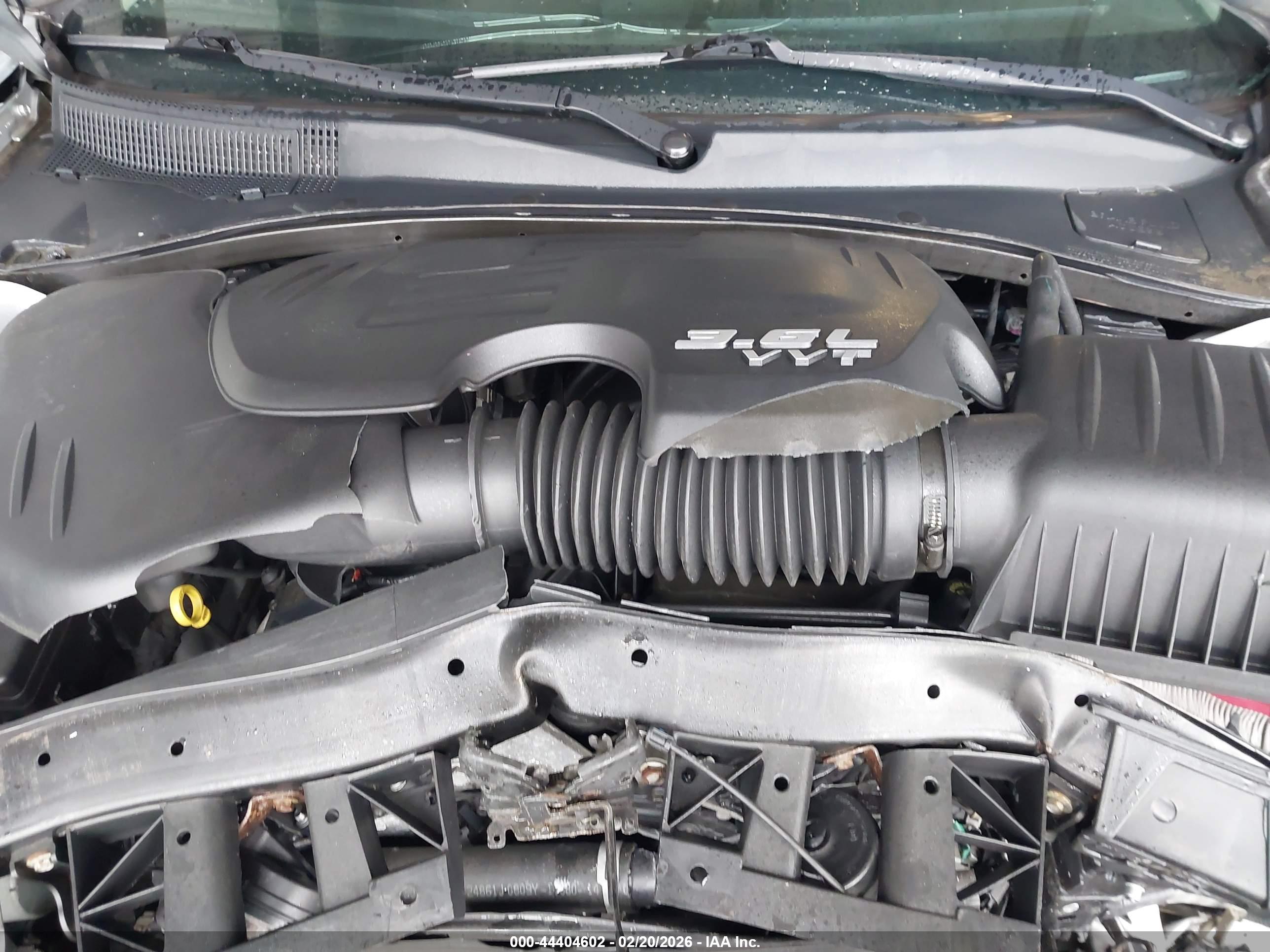 CHRYSLER 300 image 10