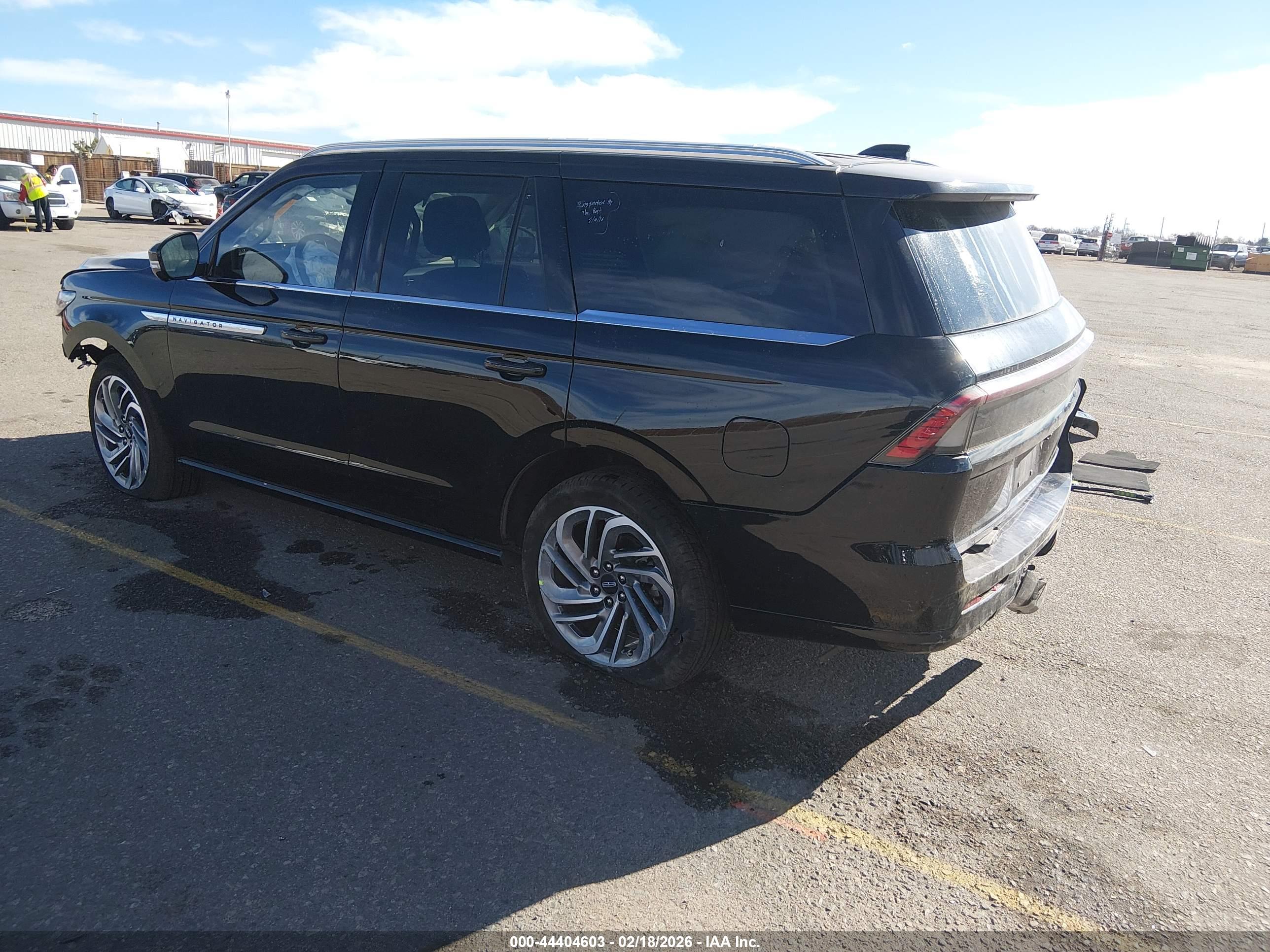LINCOLN NAVIGATOR image 3
