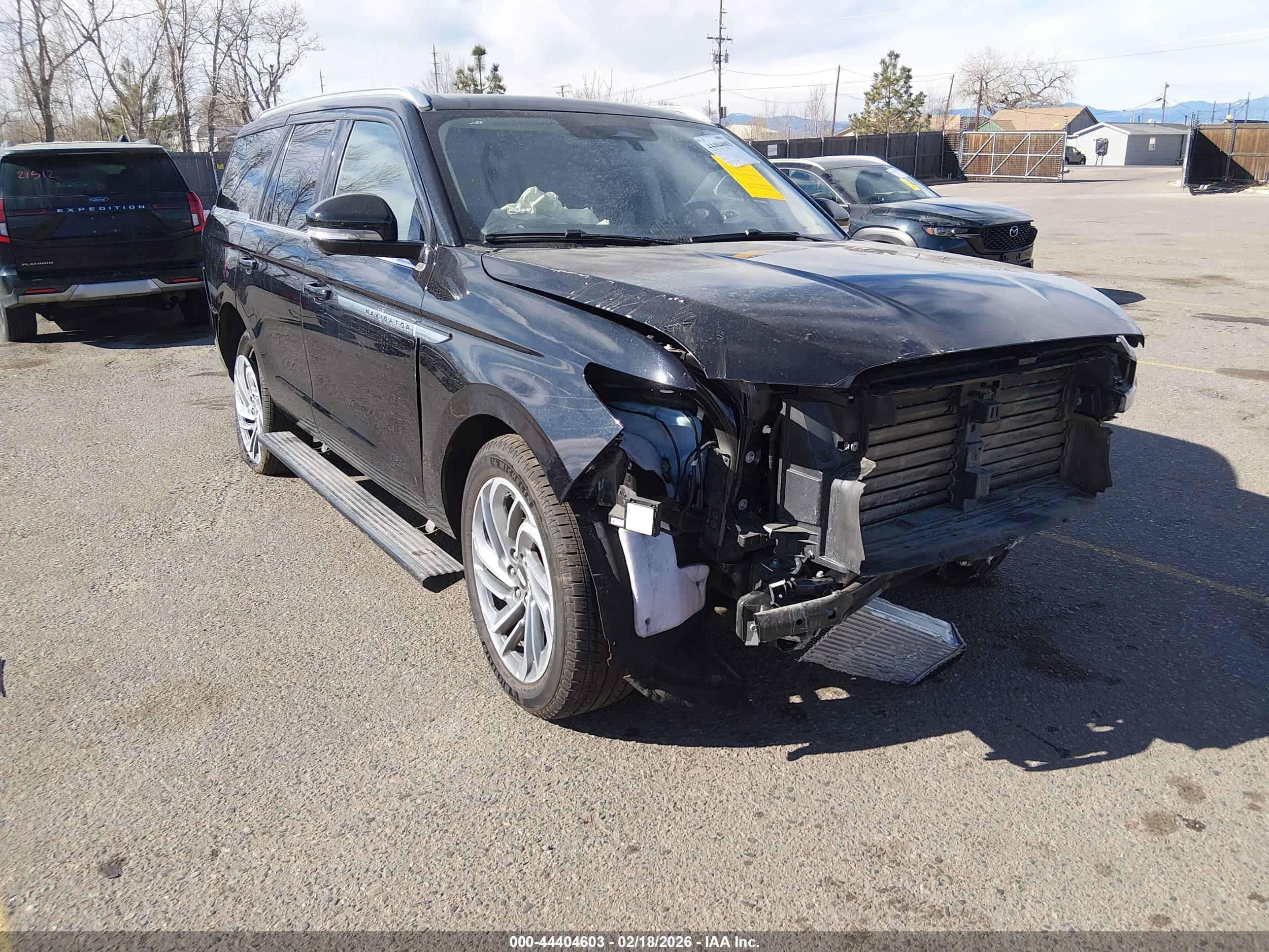 LINCOLN NAVIGATOR image 6