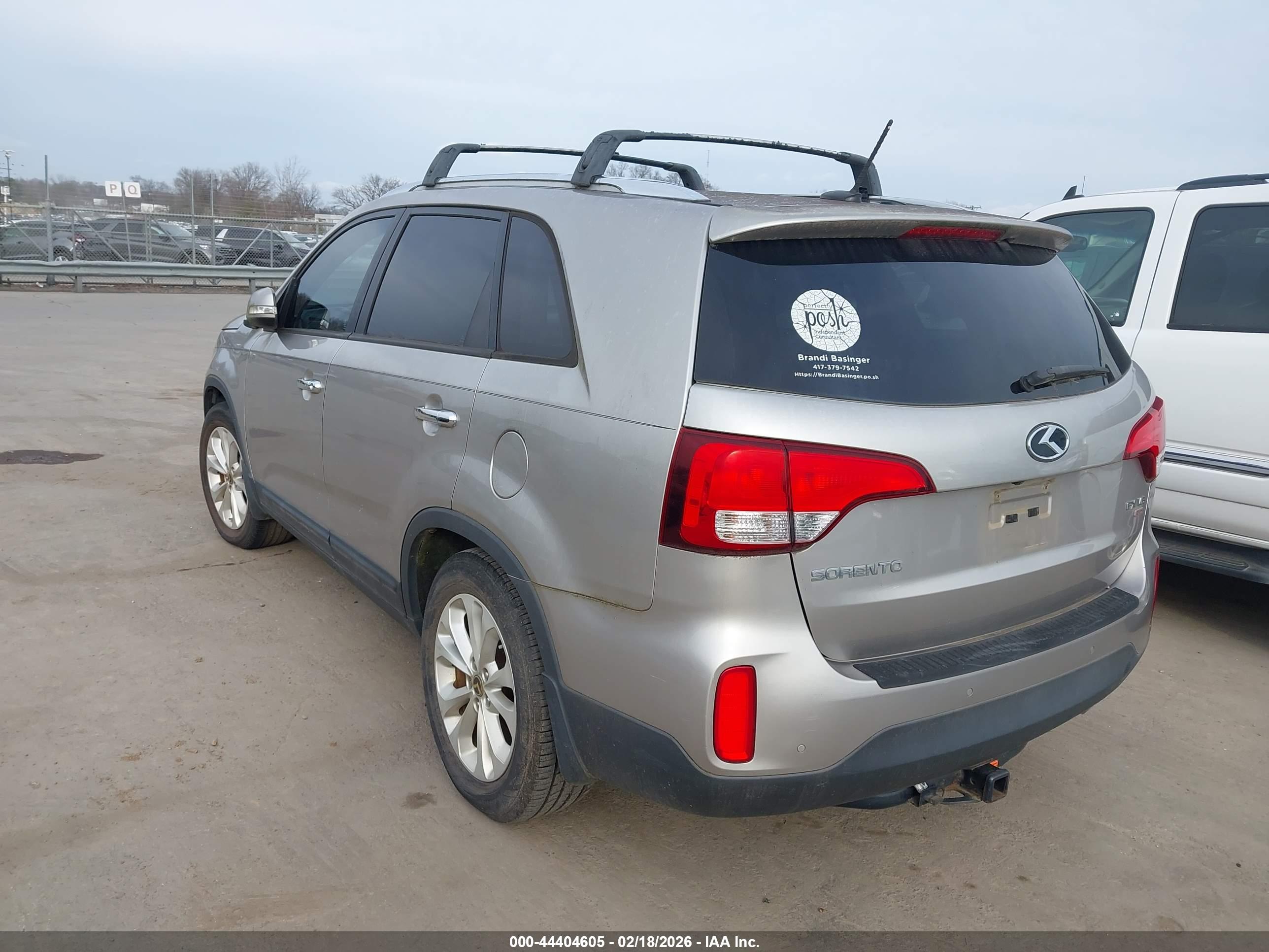 KIA SORENTO image 3