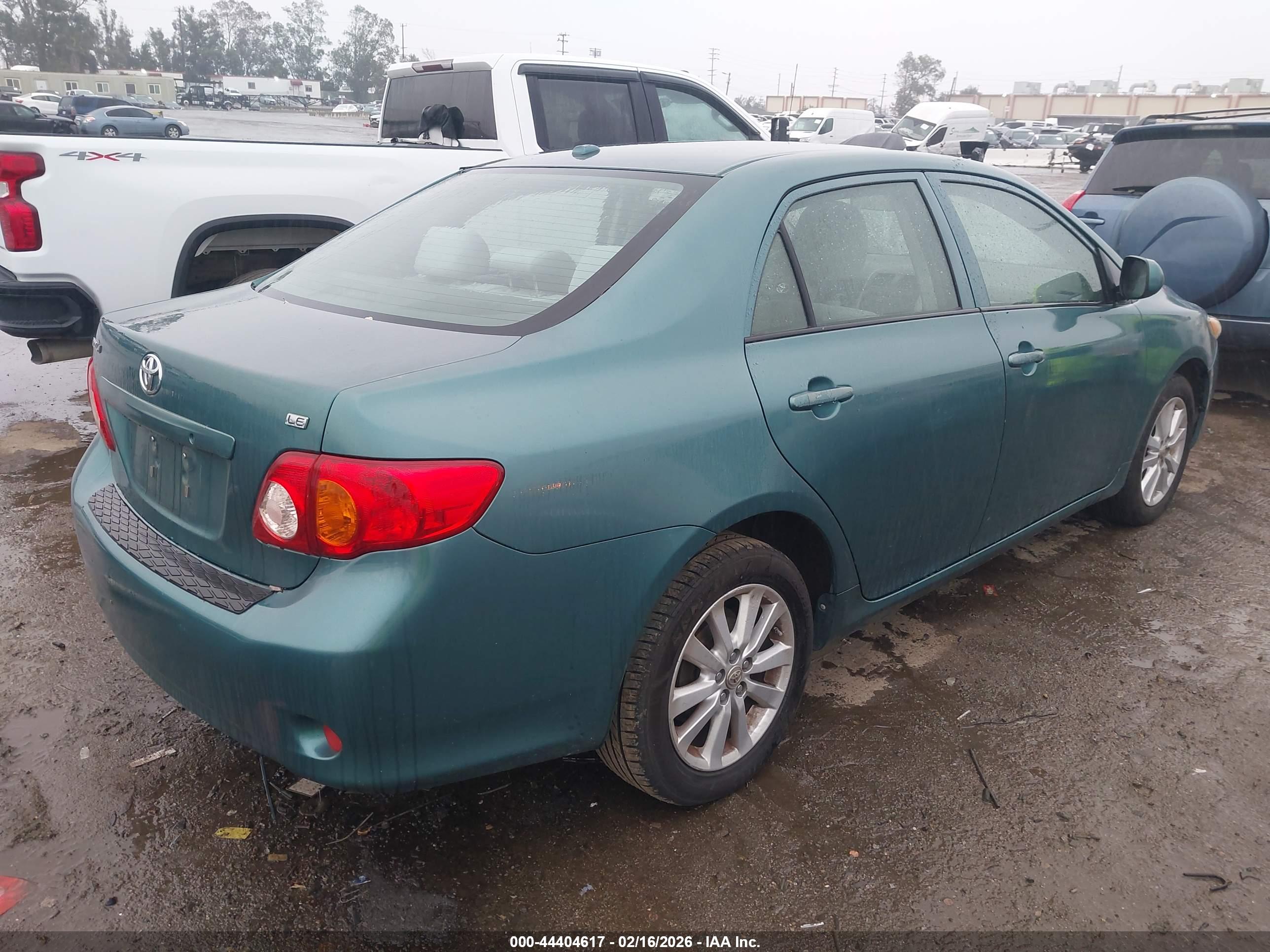 TOYOTA COROLLA image 4