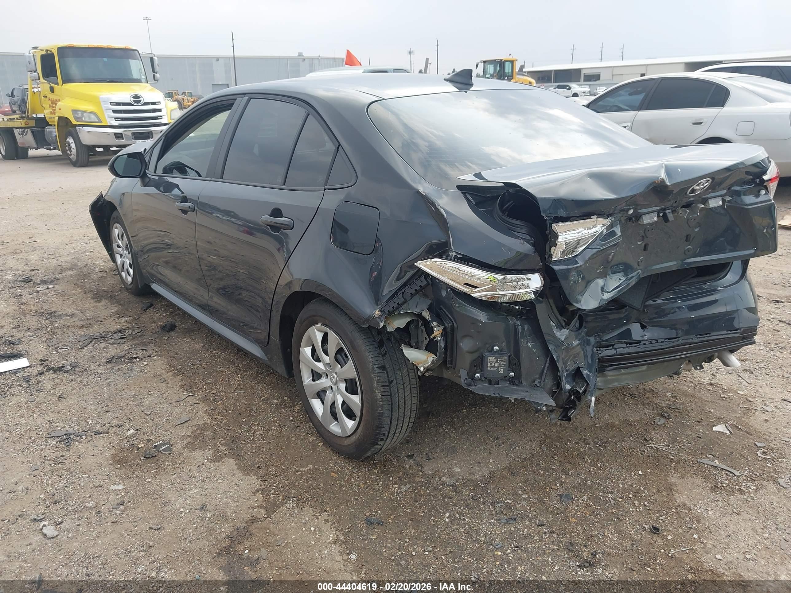 TOYOTA COROLLA image 3