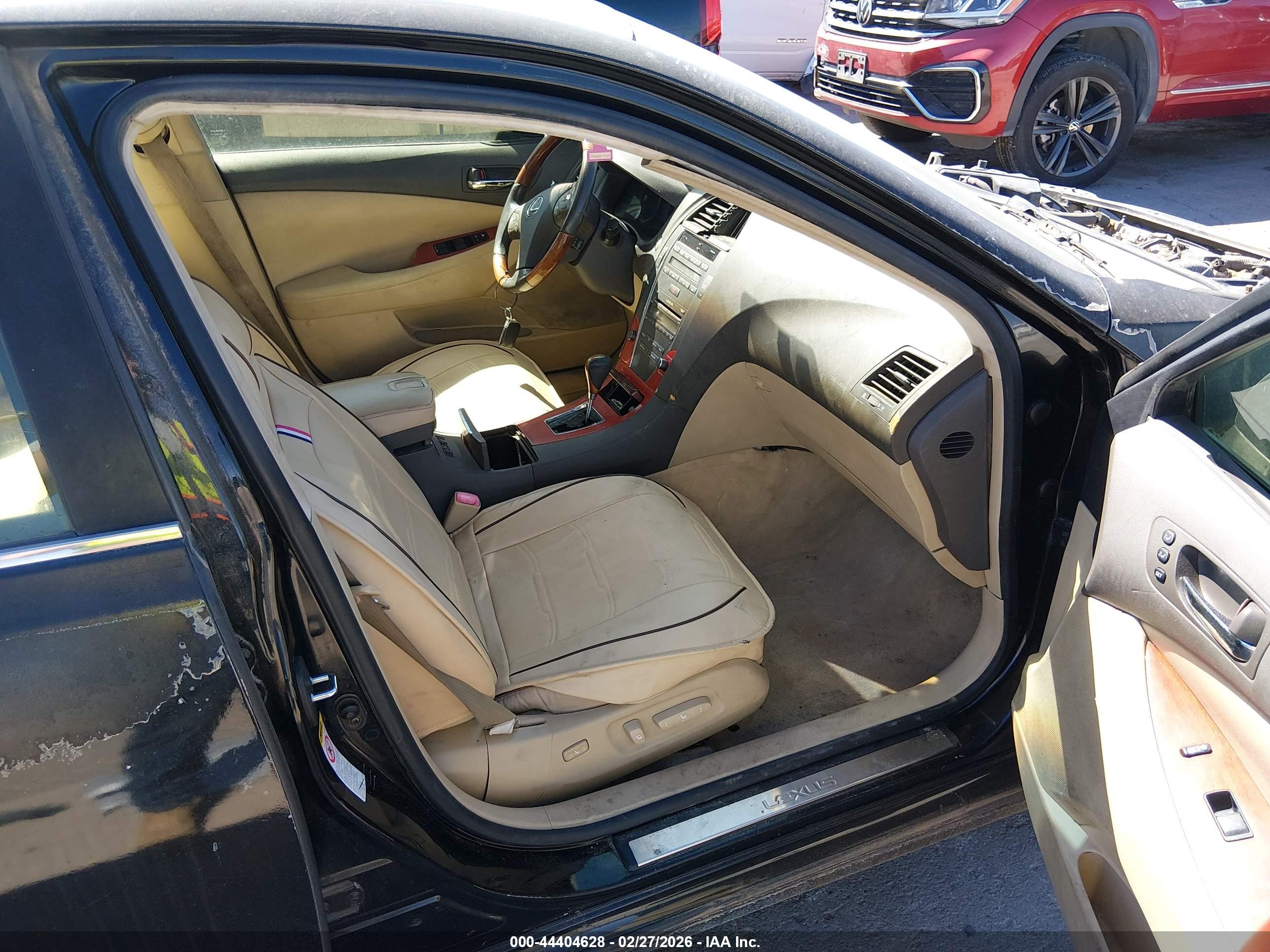 LEXUS ES image 5