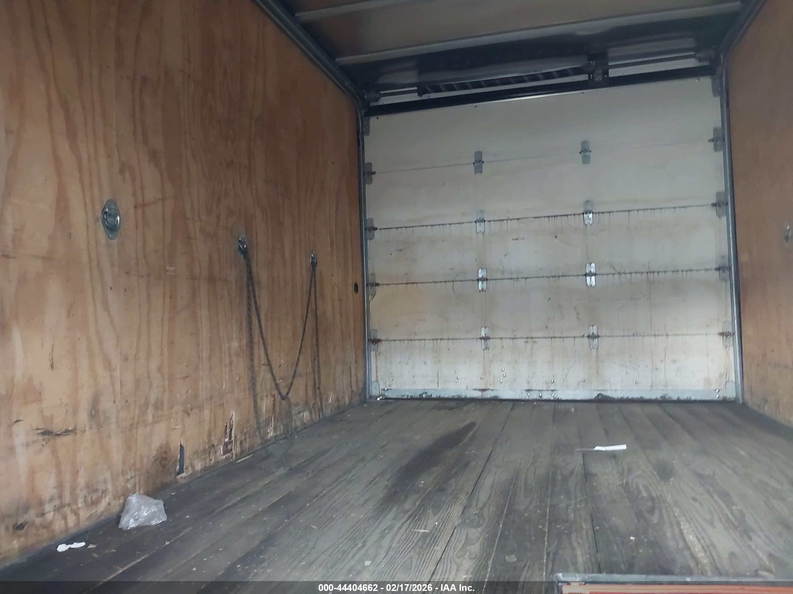 FORD E-350 image 8
