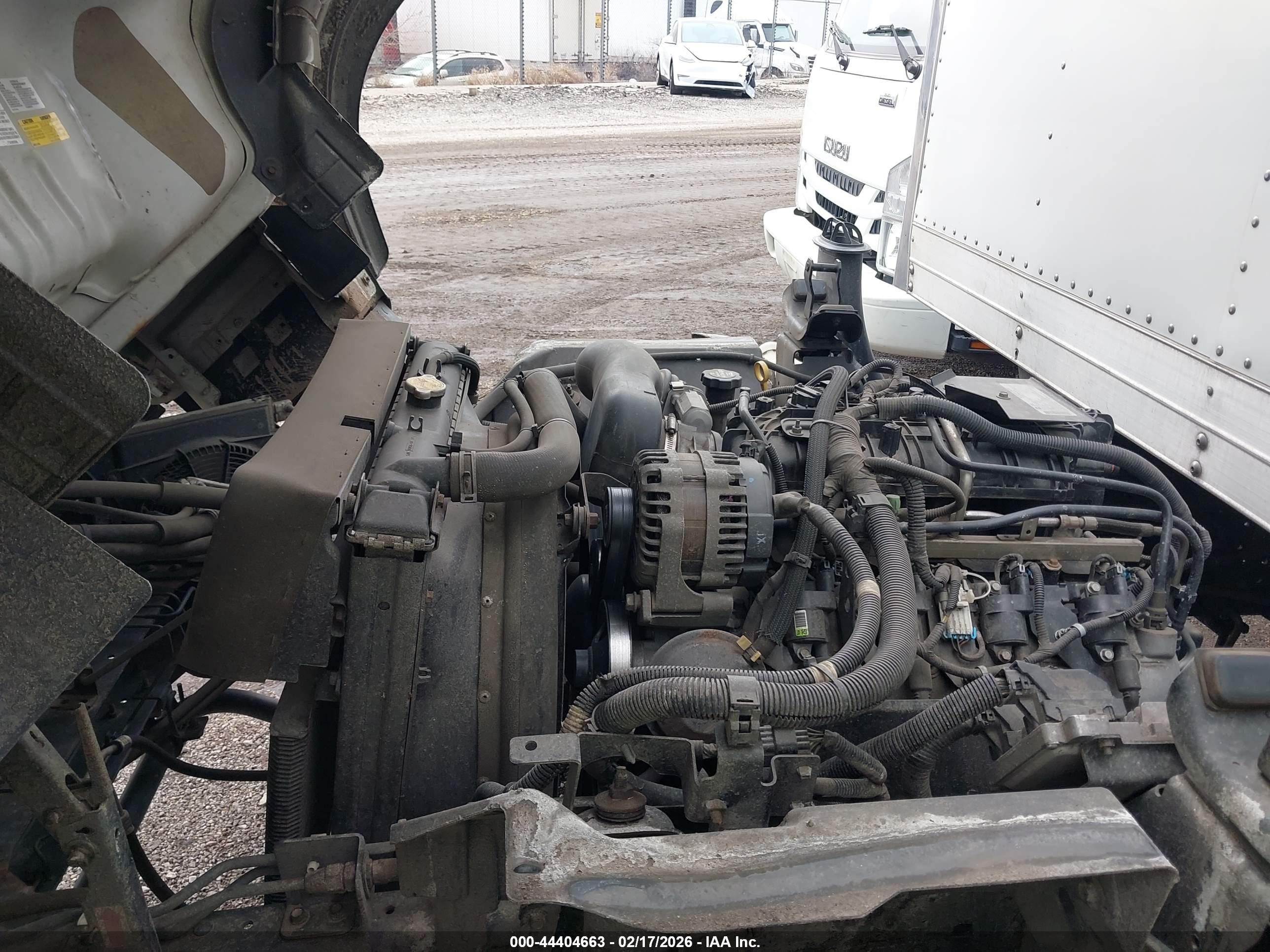 ISUZU NPR image 10