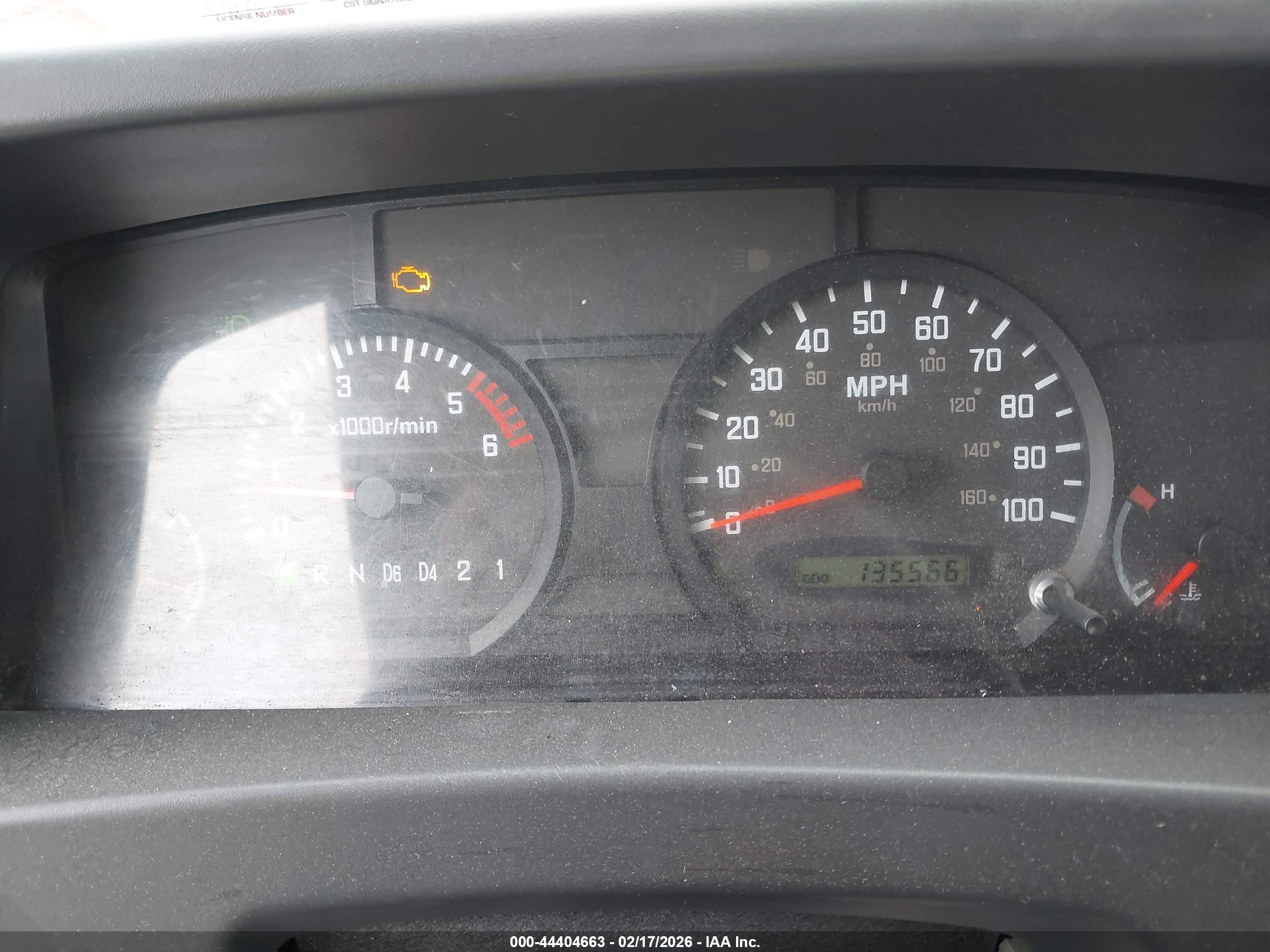 ISUZU NPR image 6