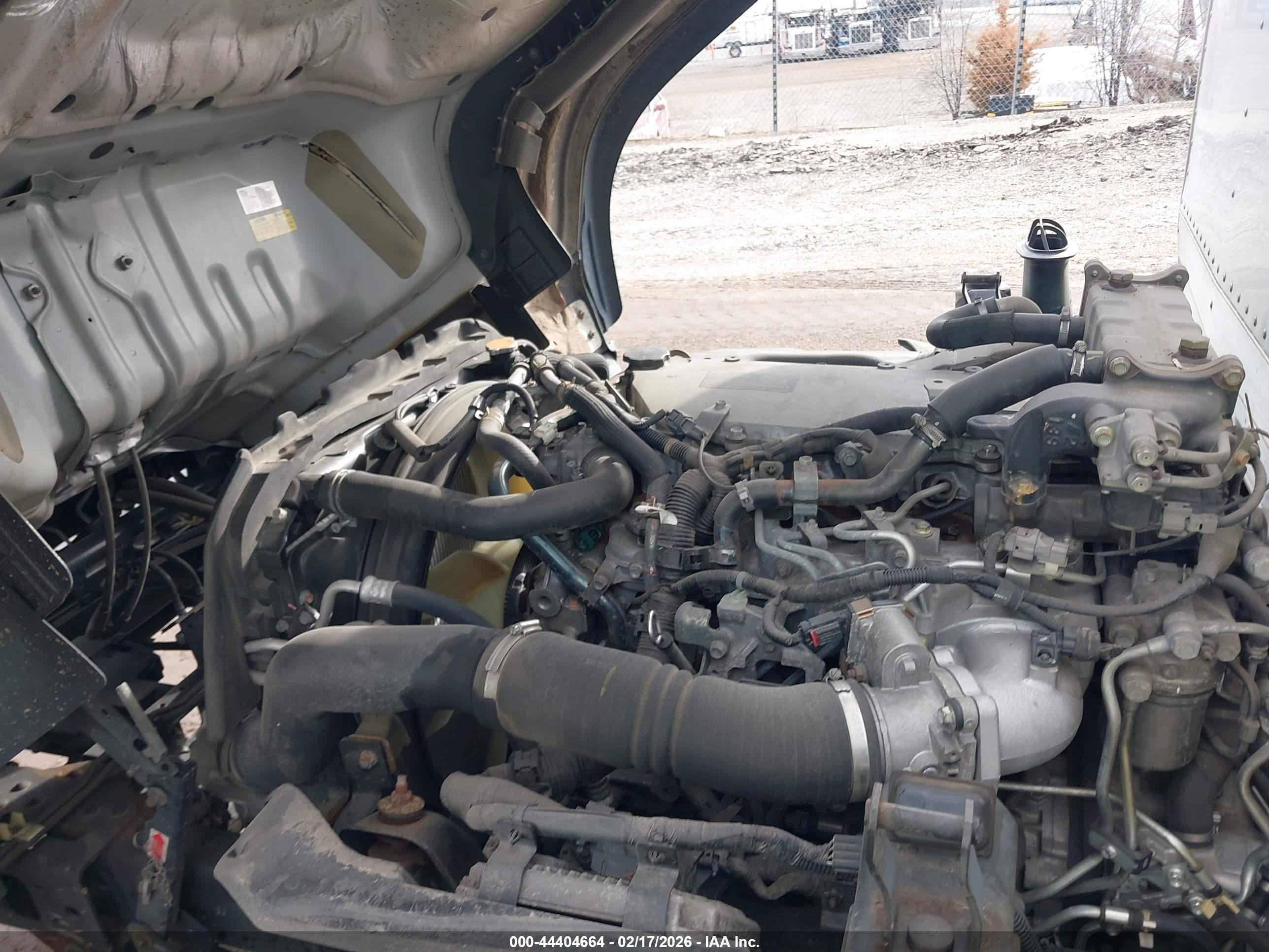 ISUZU NPR image 10