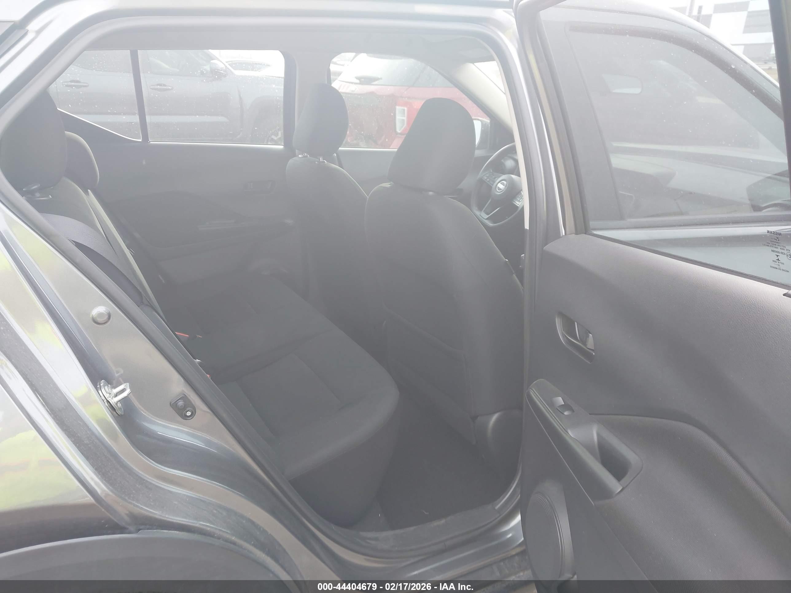NISSAN KICKS image 8