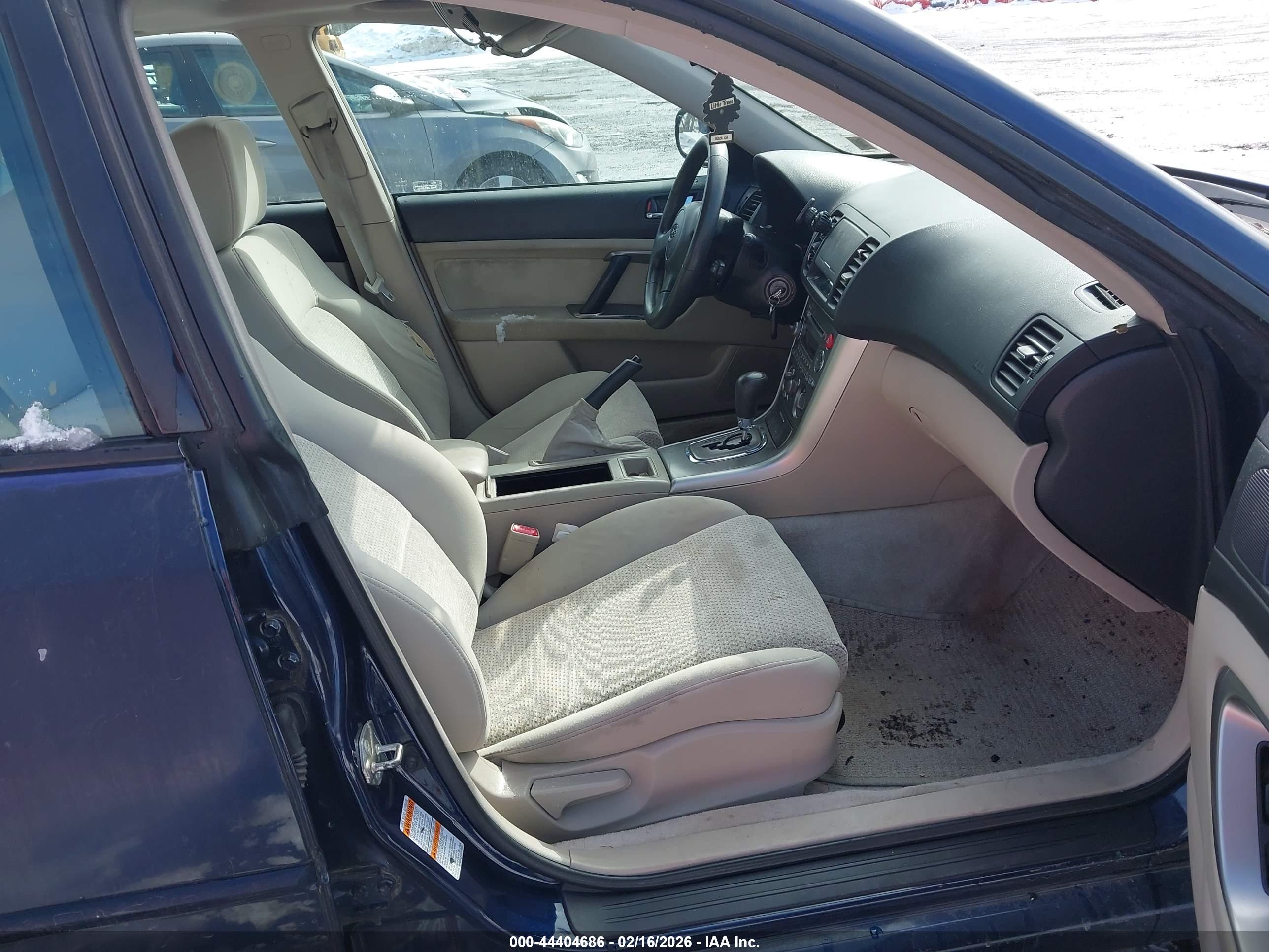 SUBARU LEGACY image 5