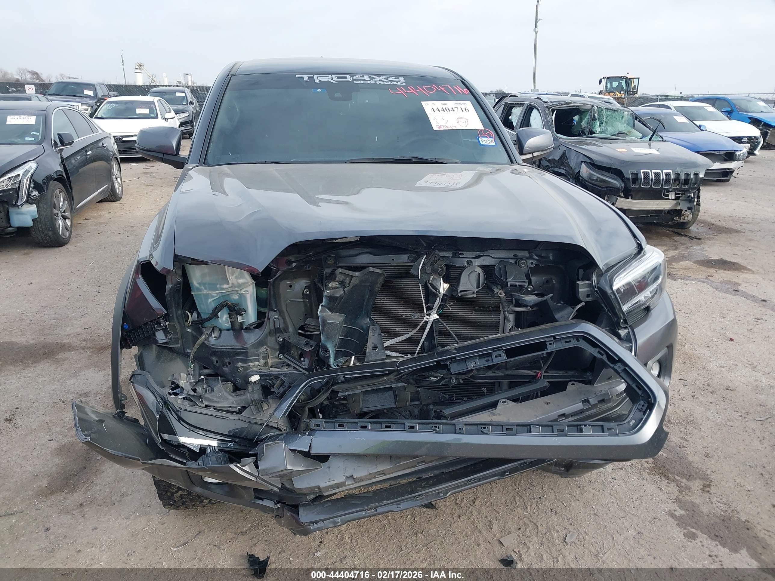 TOYOTA TACOMA image 6