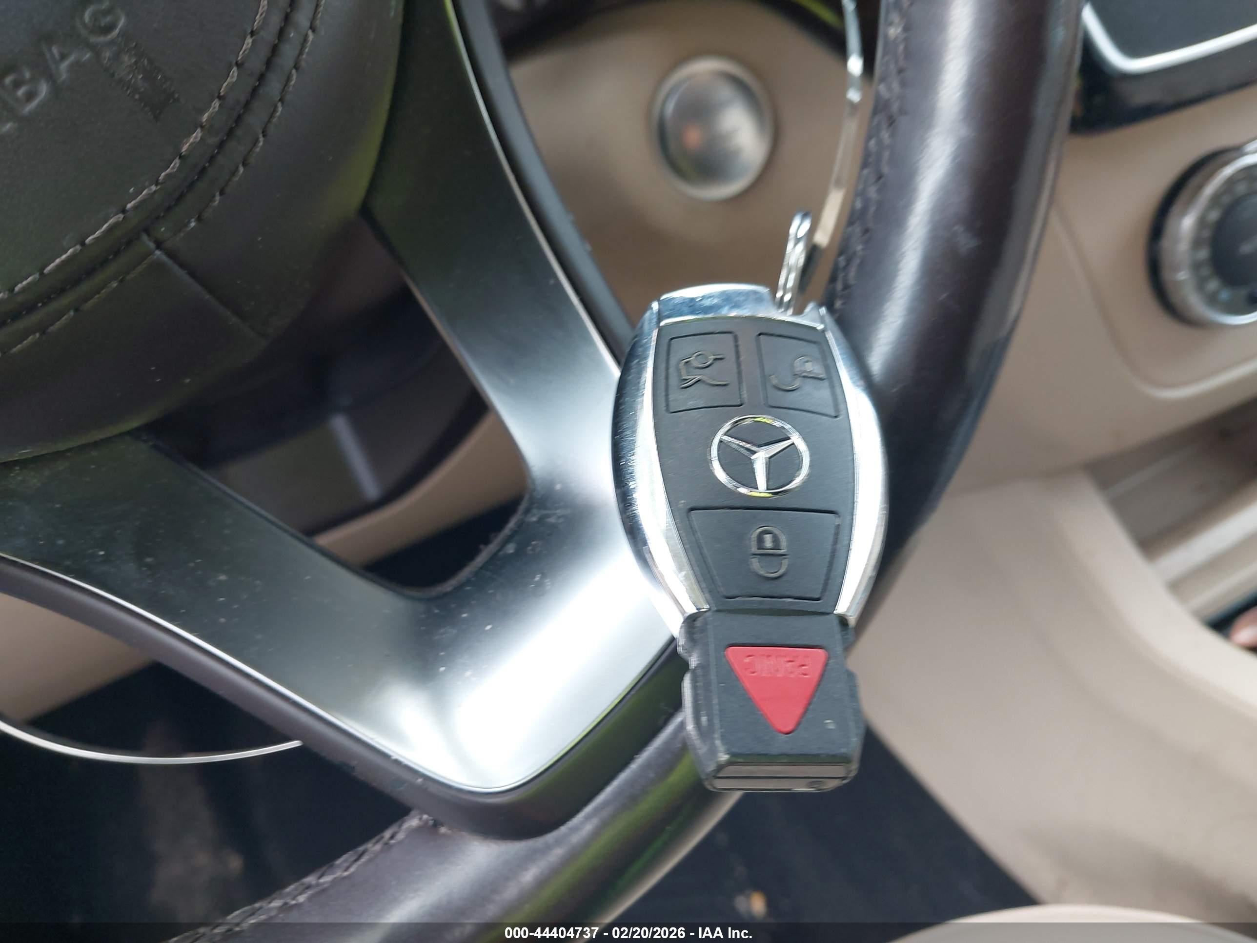 MERCEDES-BENZ GLS image 11