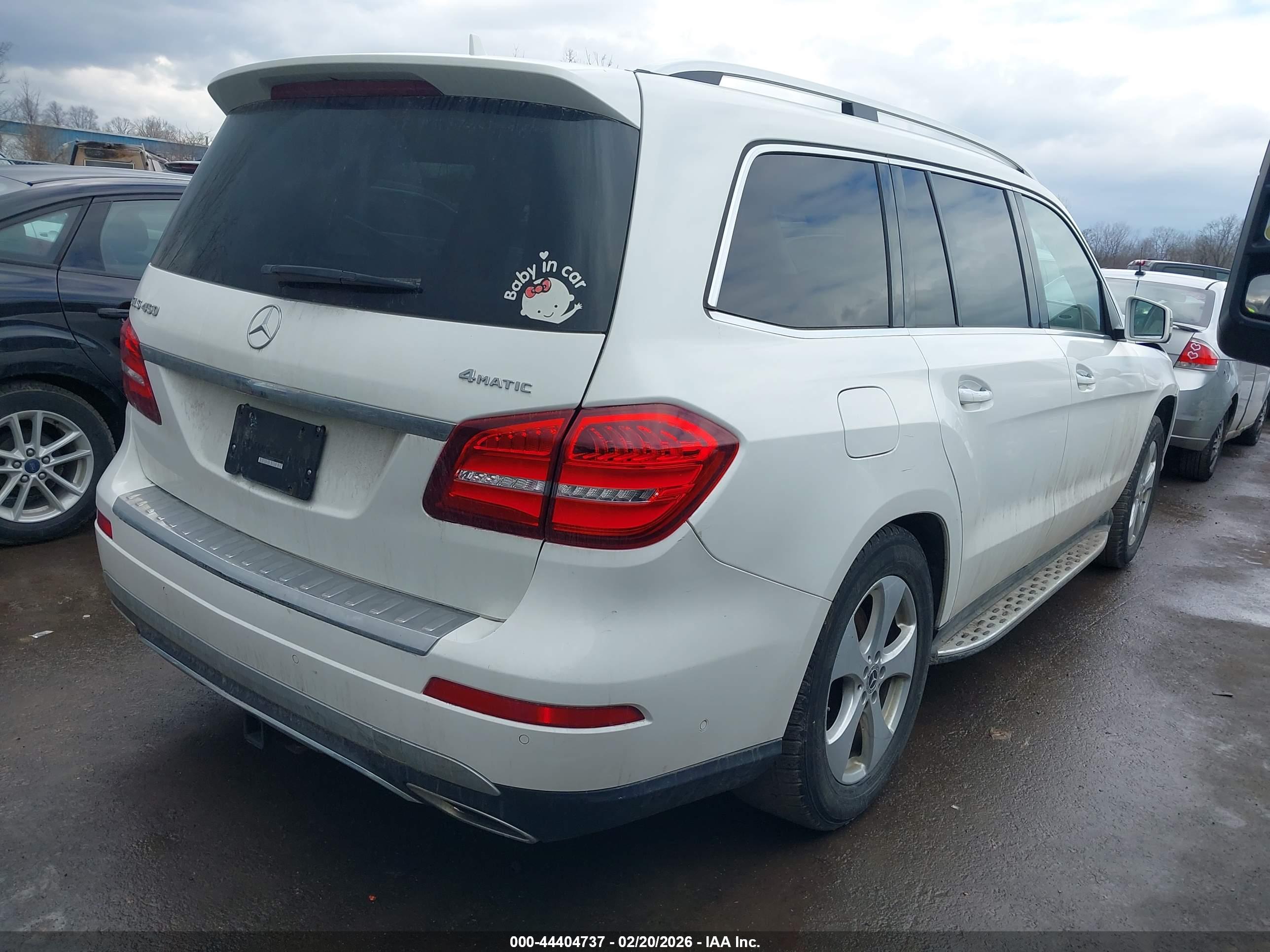 MERCEDES-BENZ GLS image 4