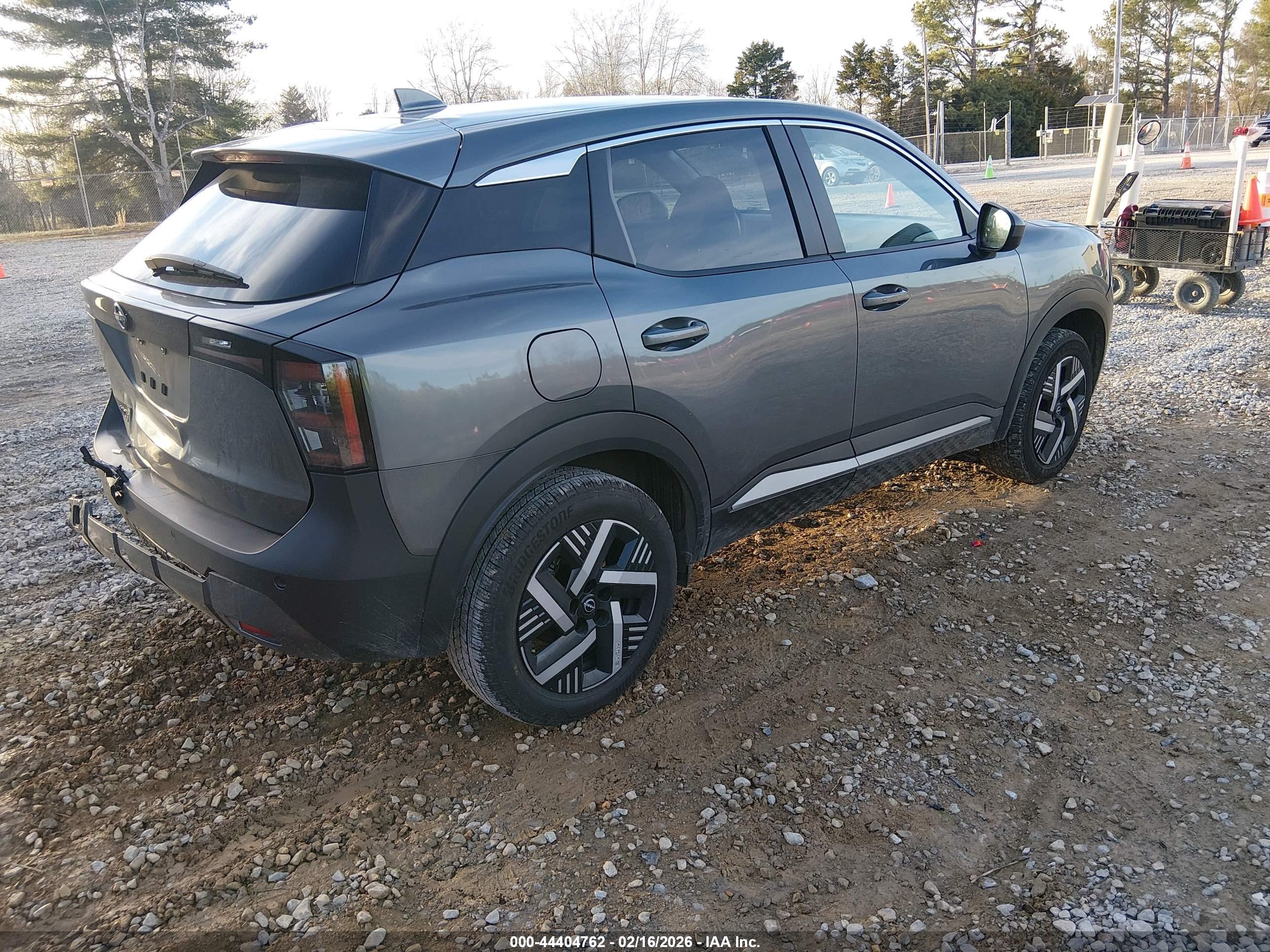 NISSAN KICKS image 4
