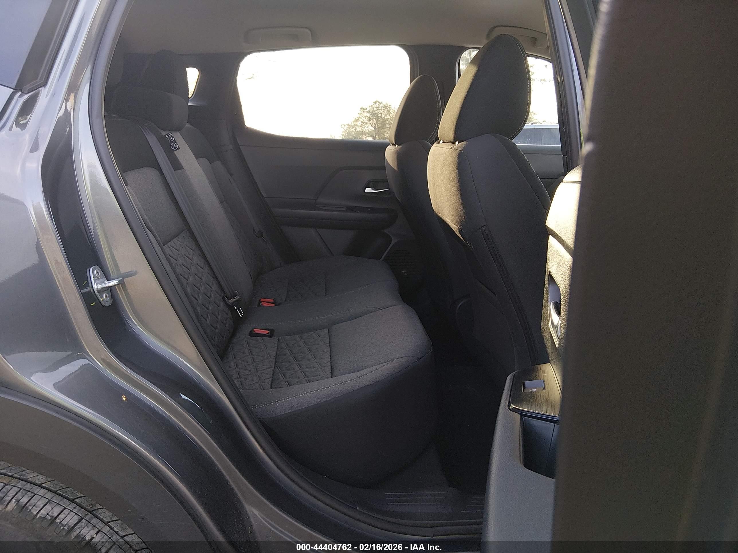 NISSAN KICKS image 8