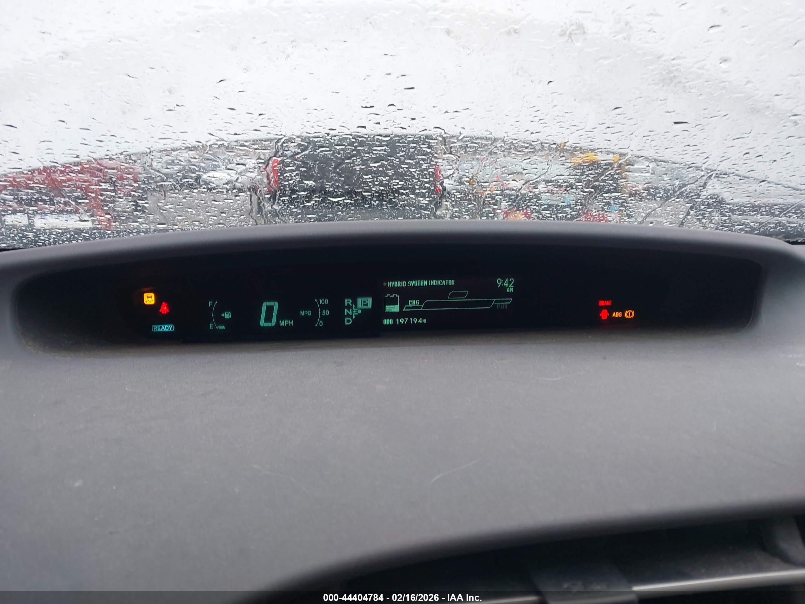 TOYOTA PRIUS image 7