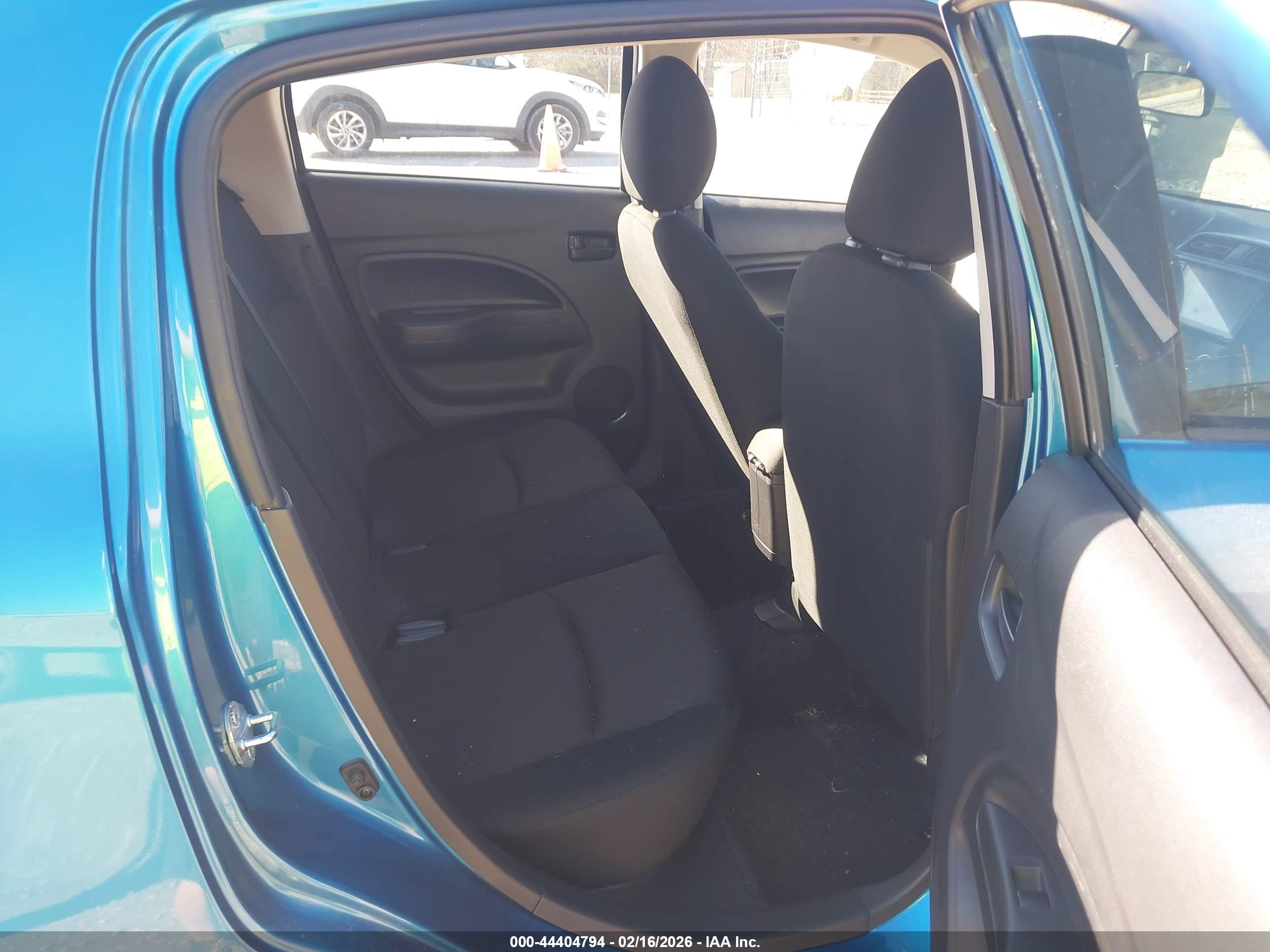 MITSUBISHI MIRAGE image 8